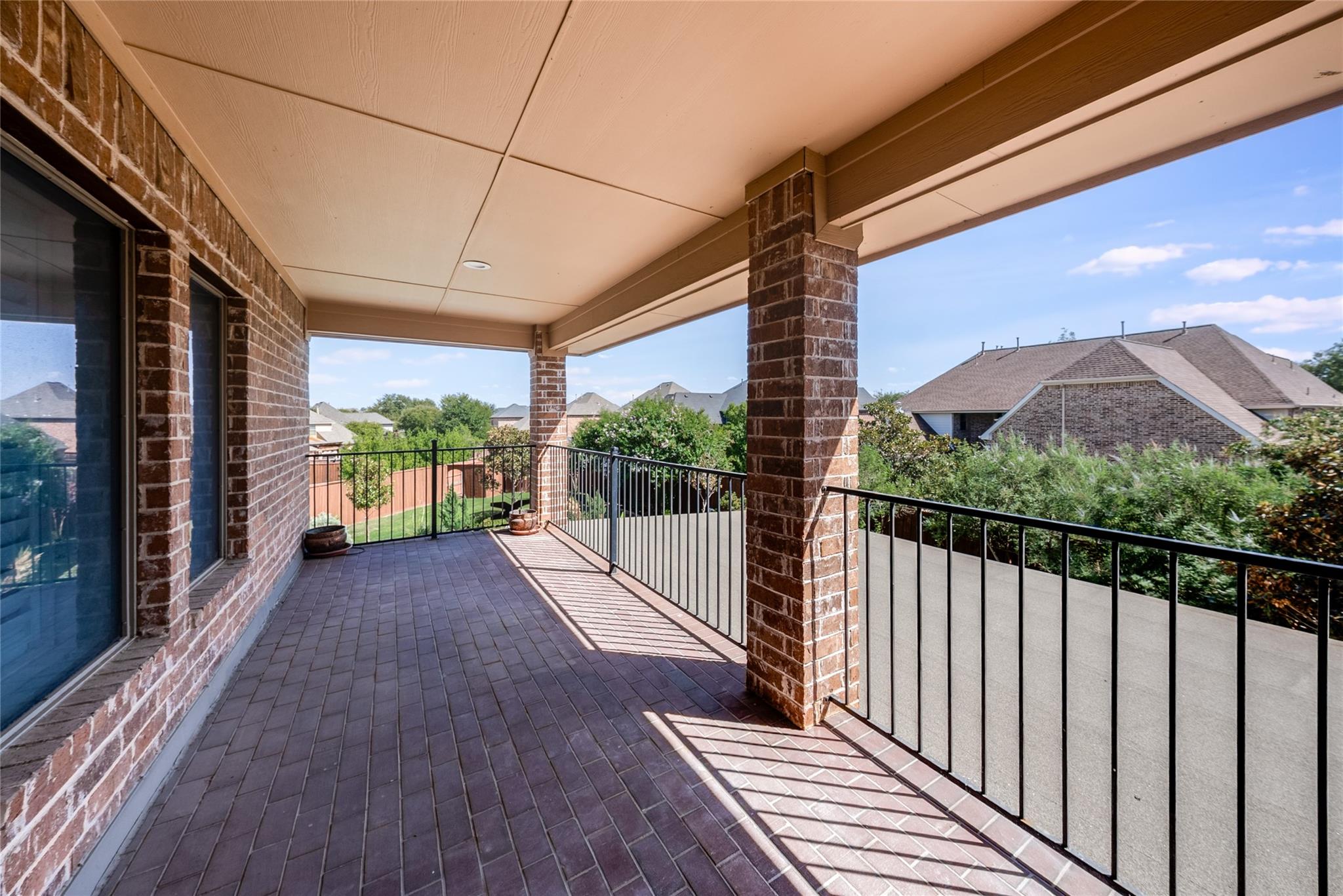 main property photo 30