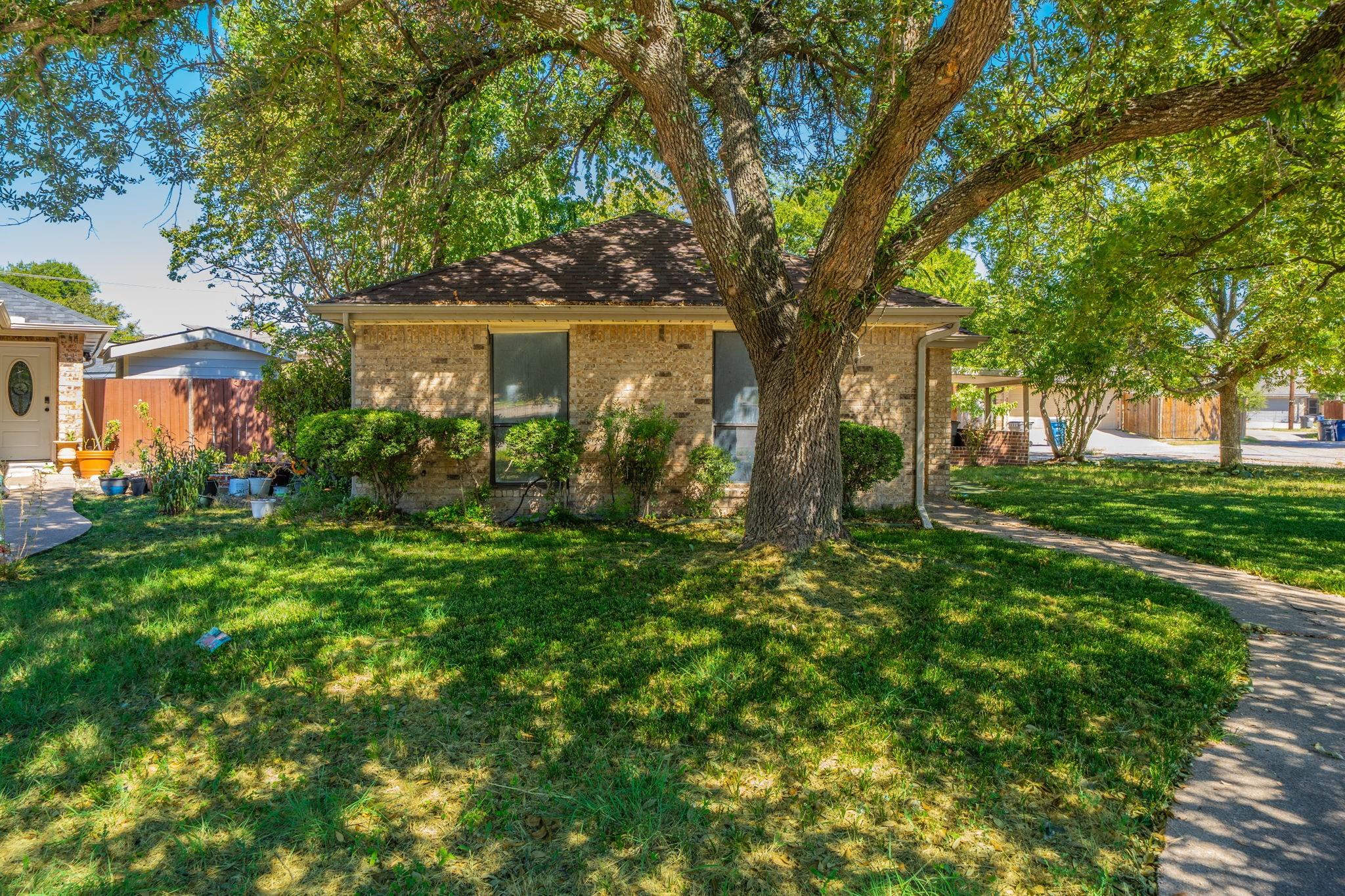 main property photo 15