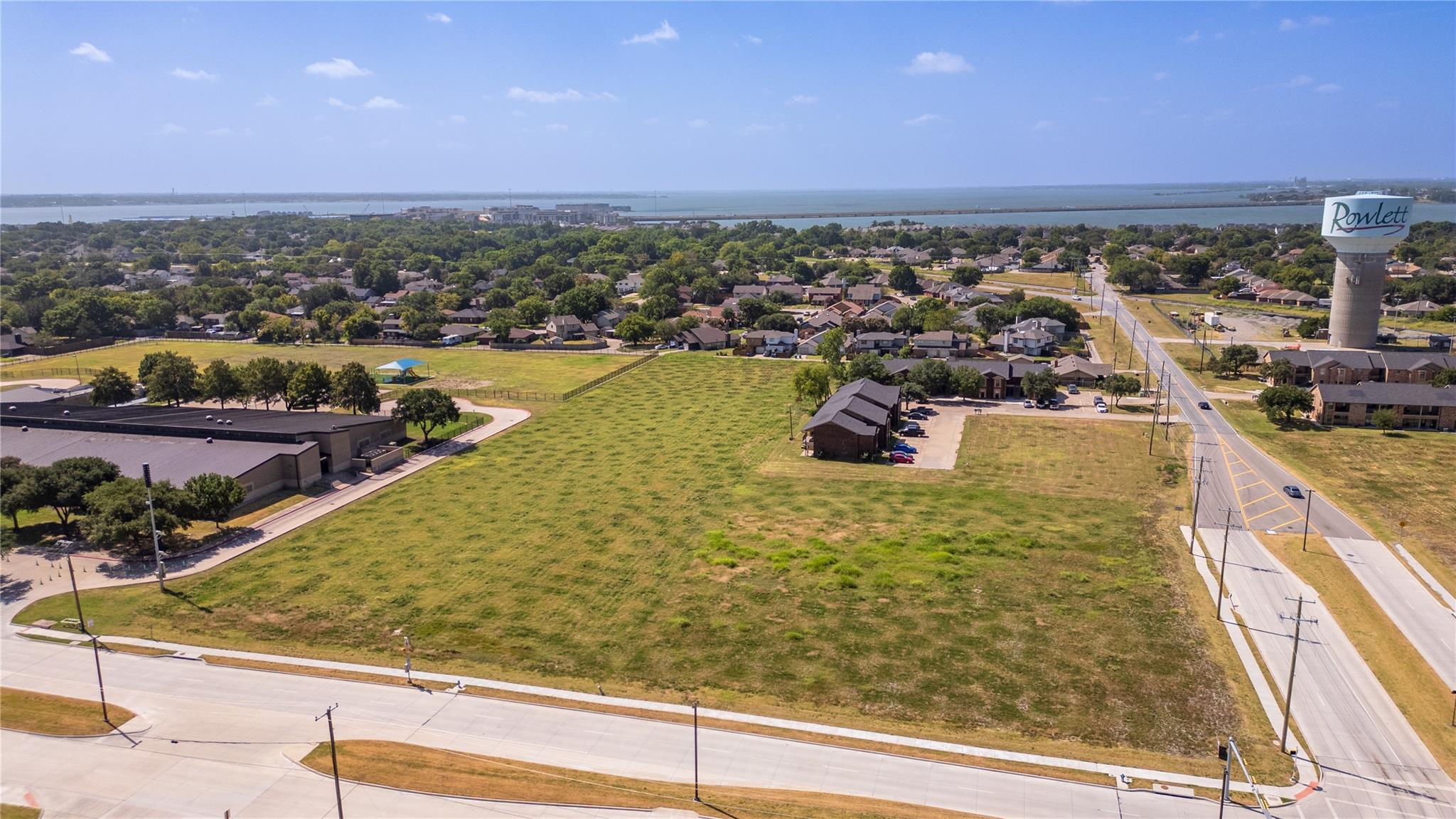 main property photo 4