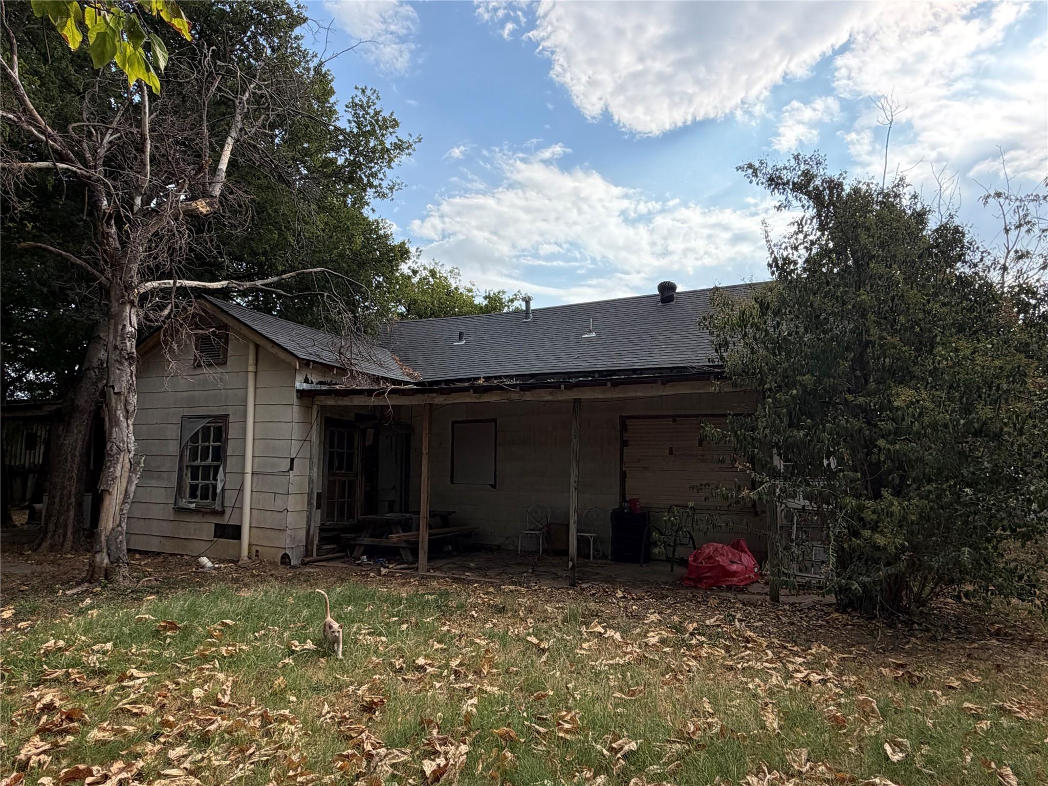 main property photo 13