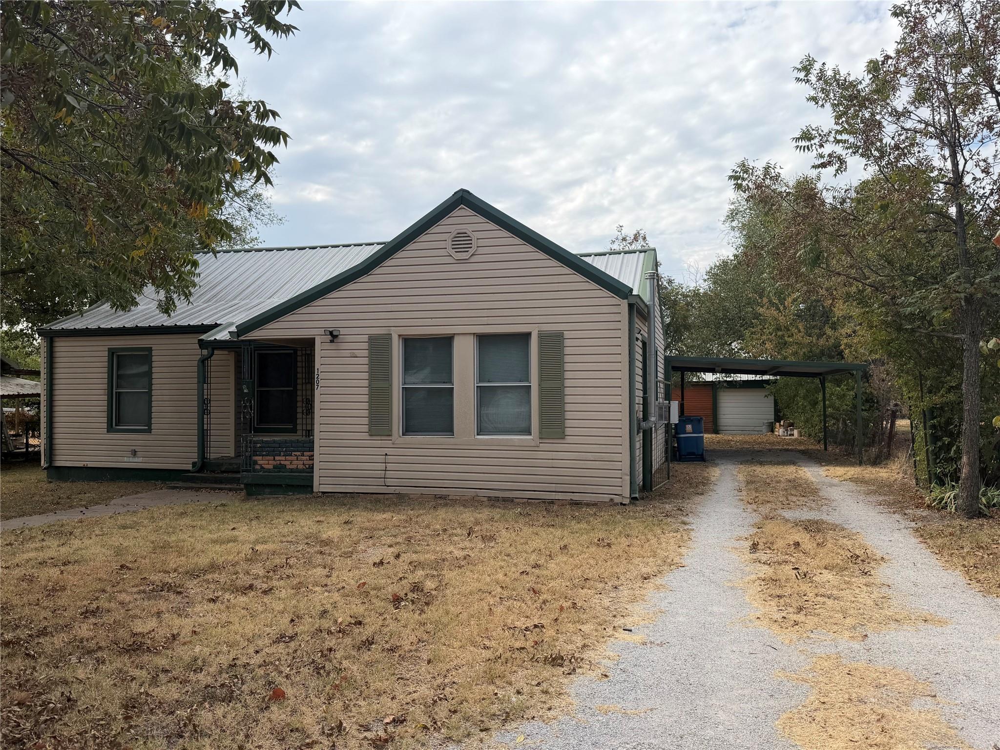 main property photo 1