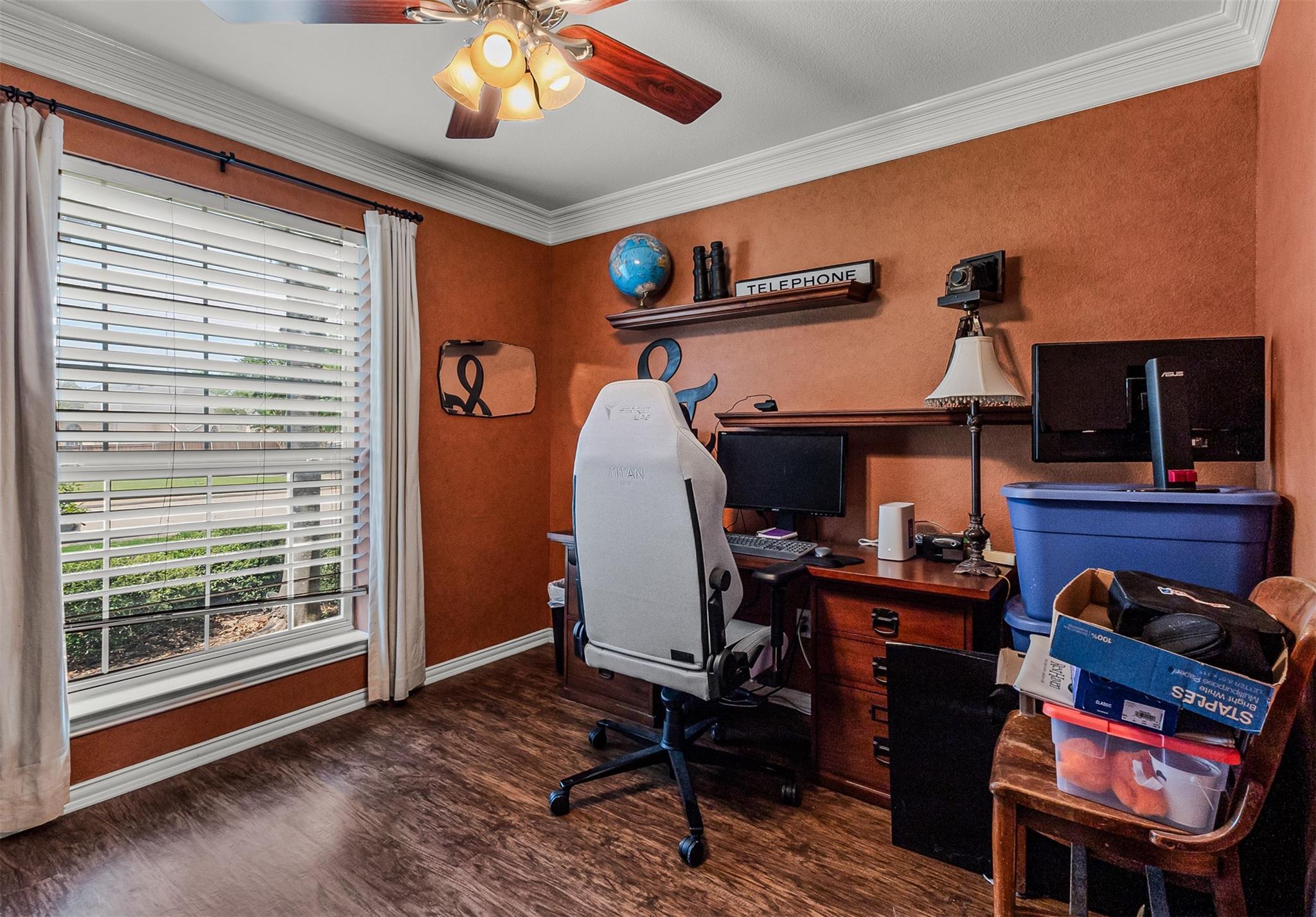 main property photo 14