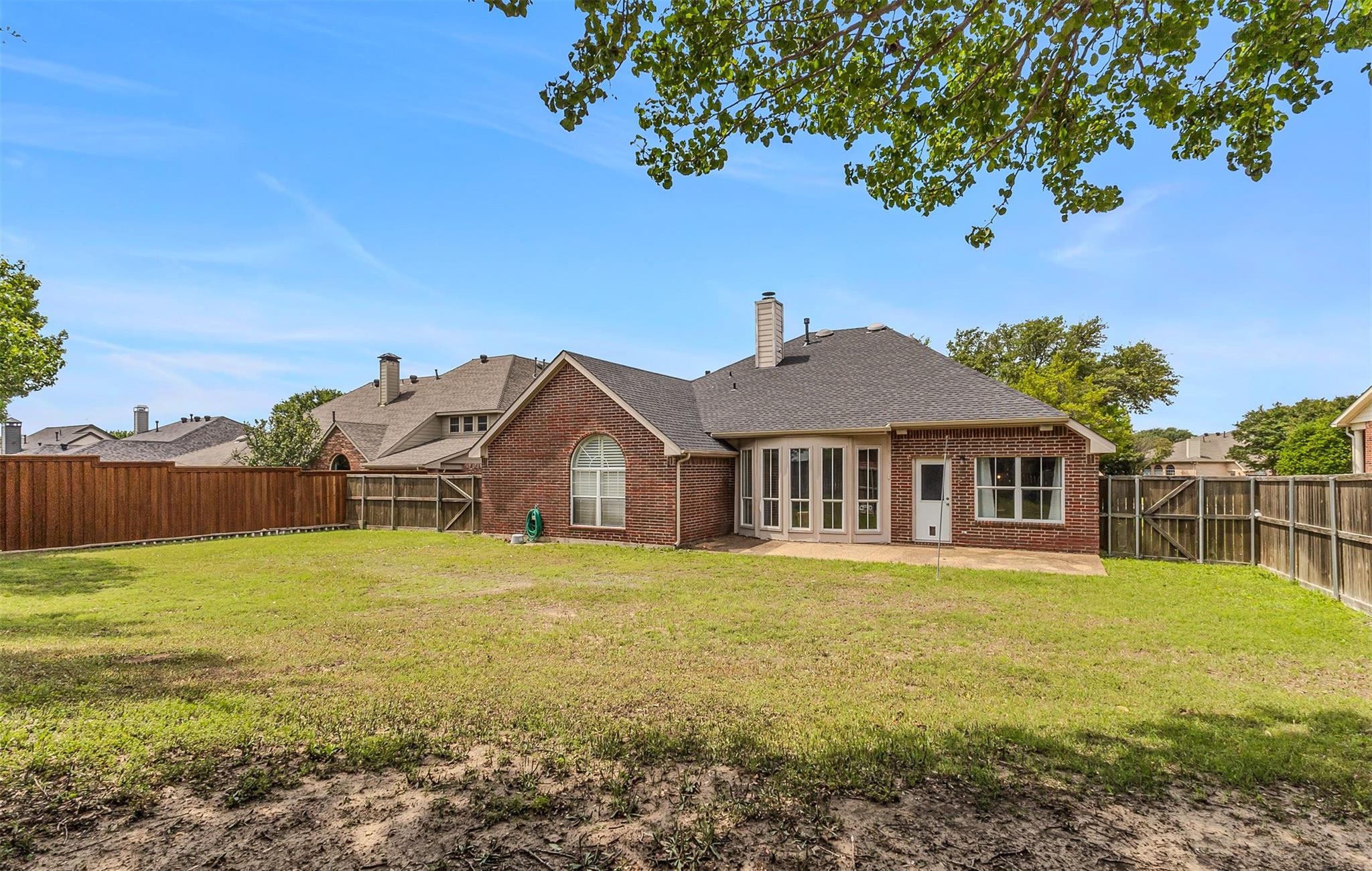 main property photo 31