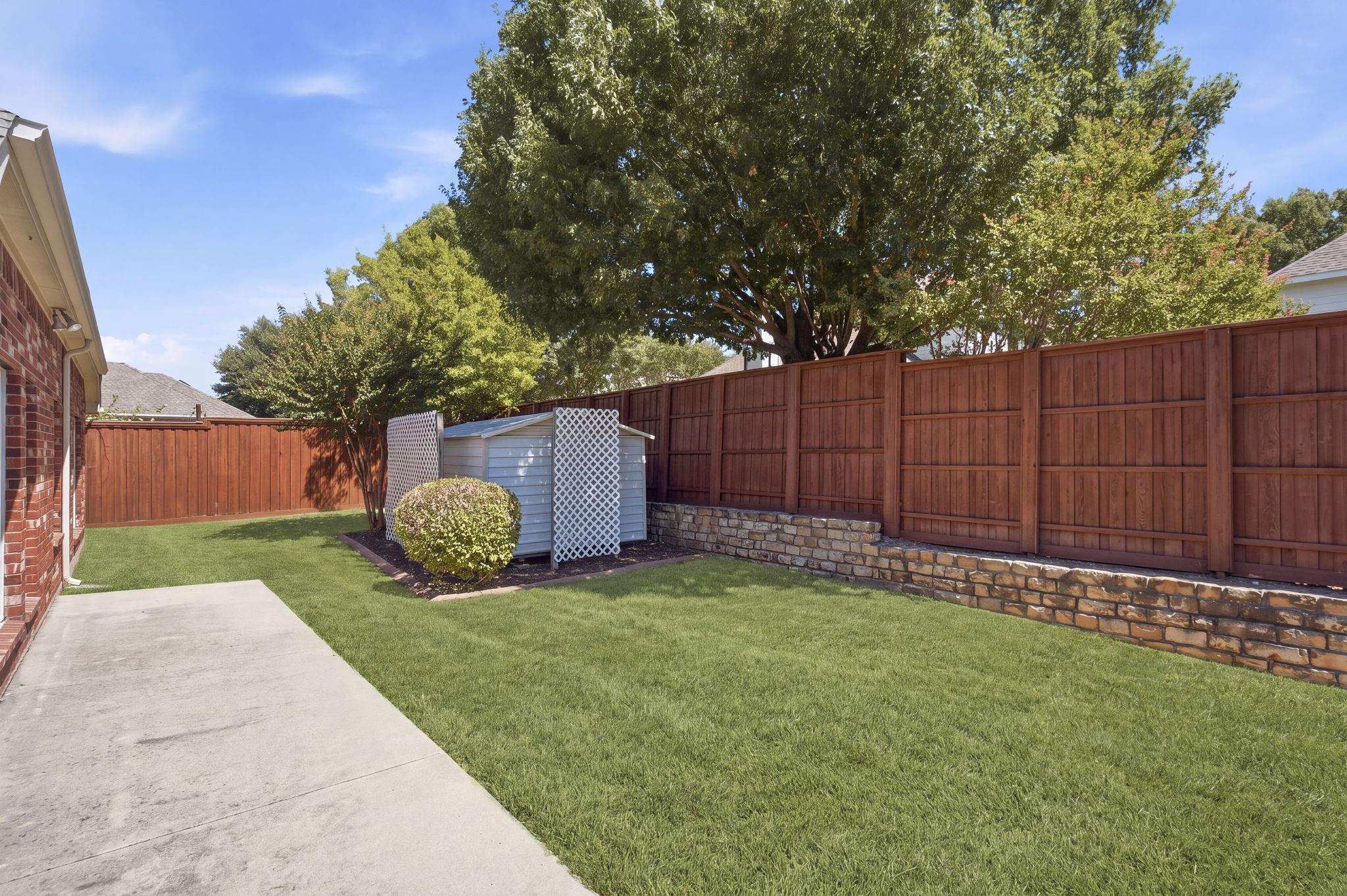 main property photo 29