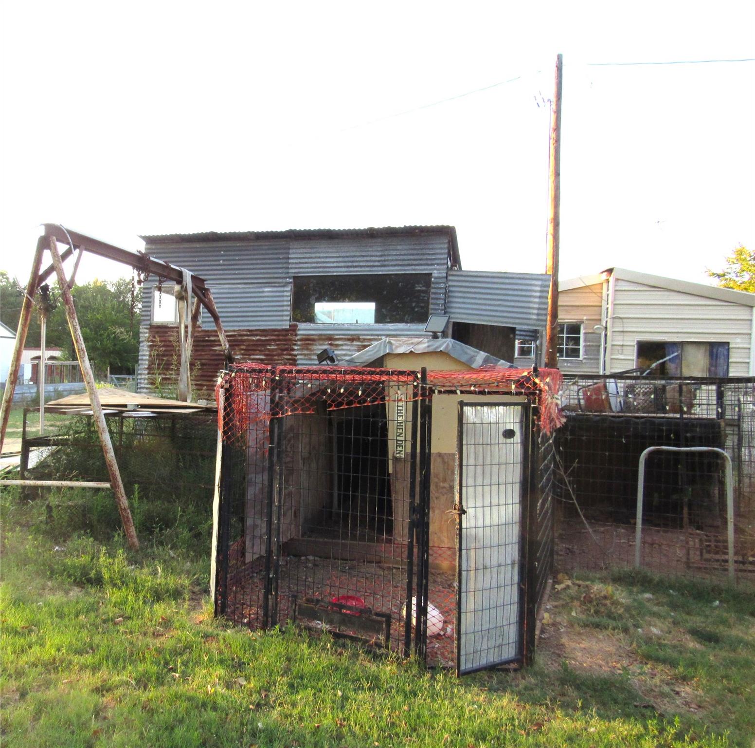 main property photo 8