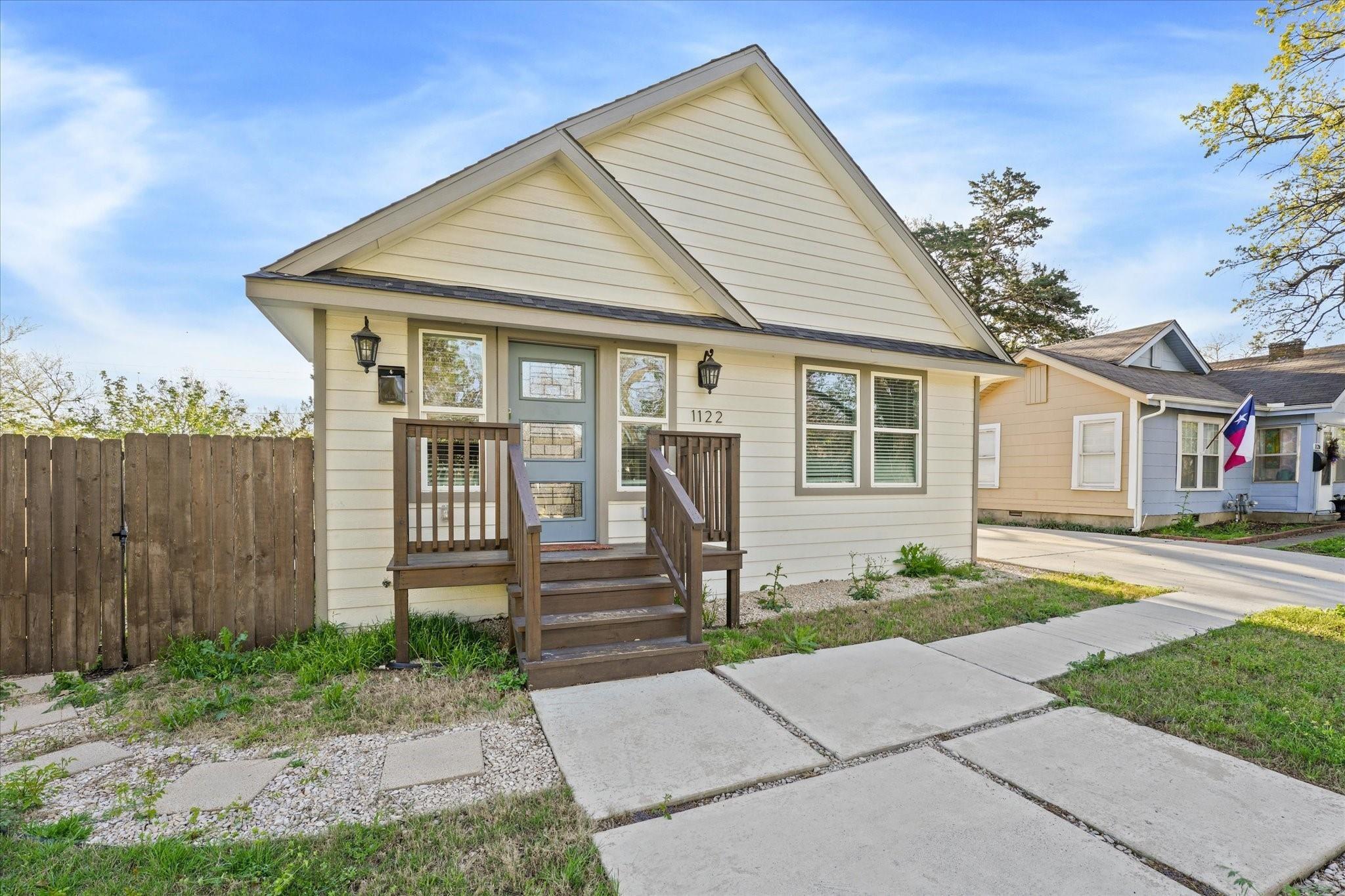 main property photo 2