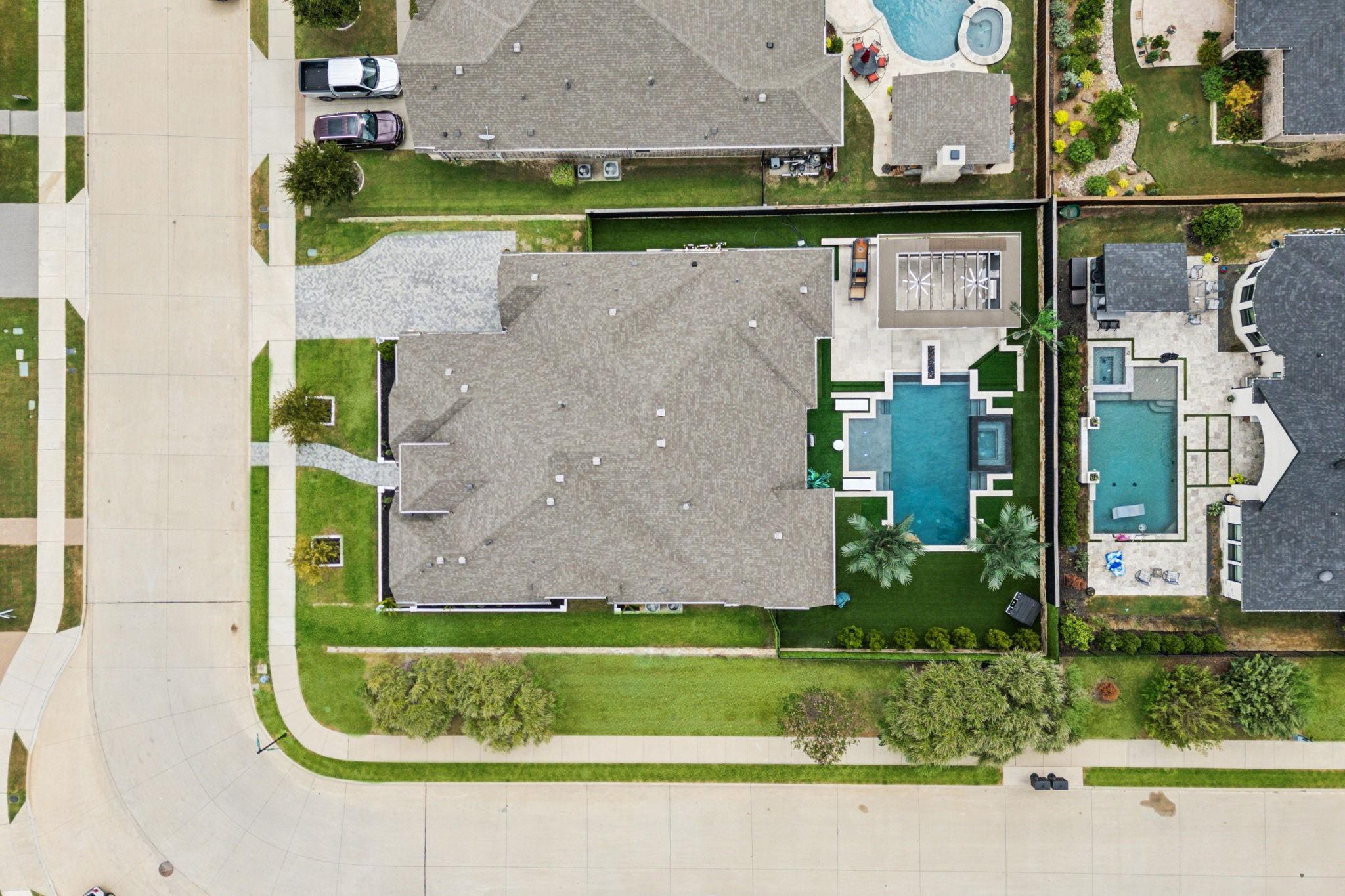 main property photo 38