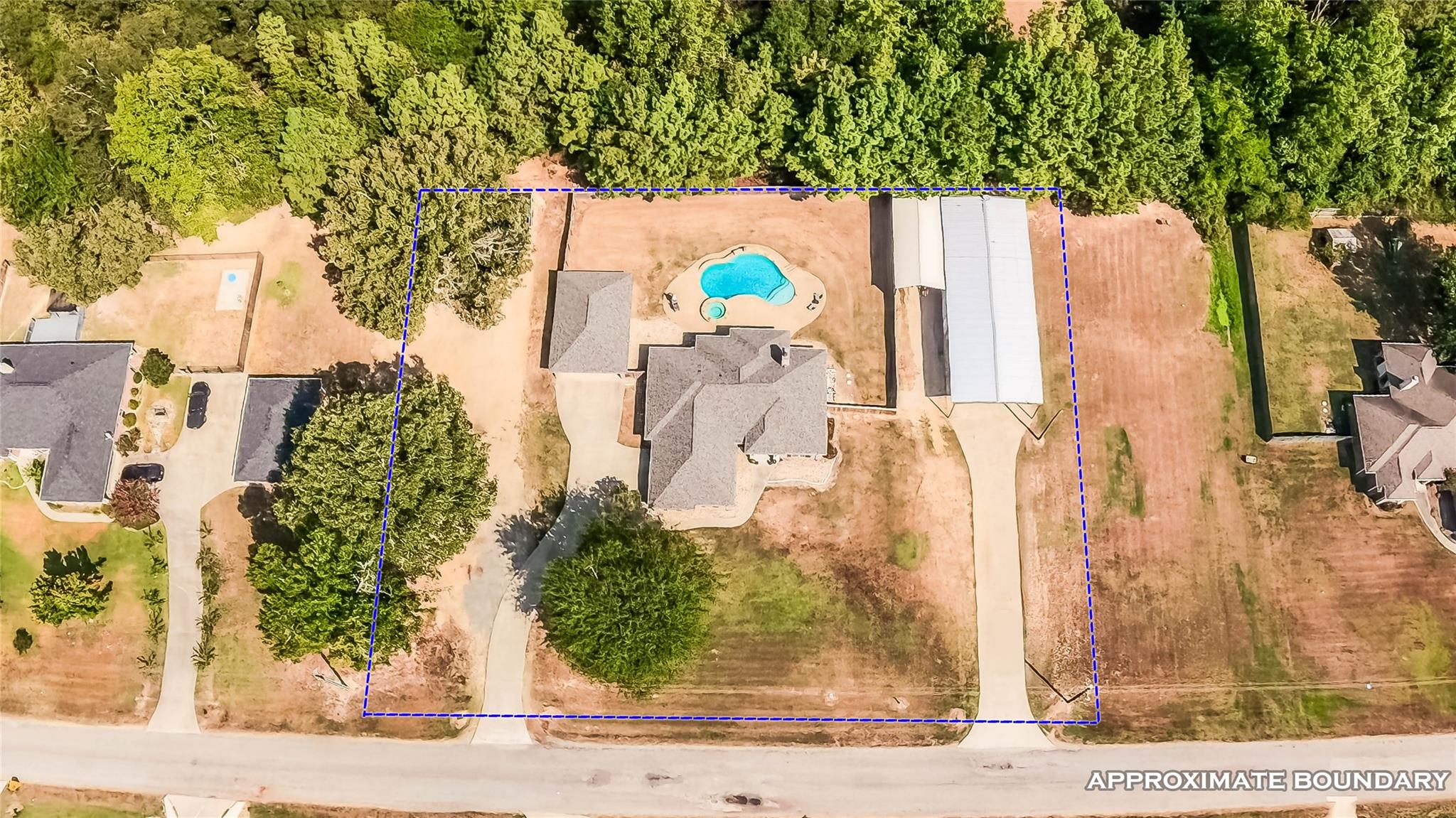 main property photo 2
