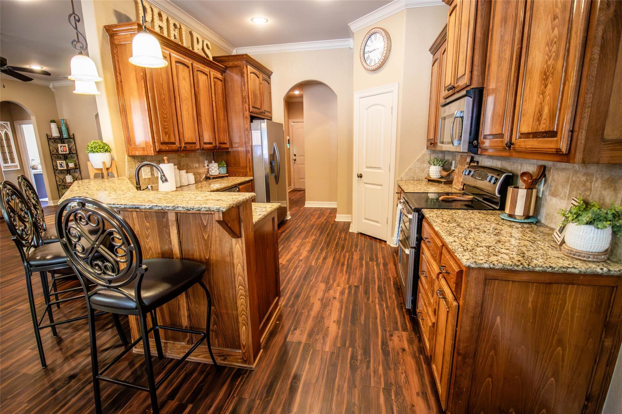 main property photo 8