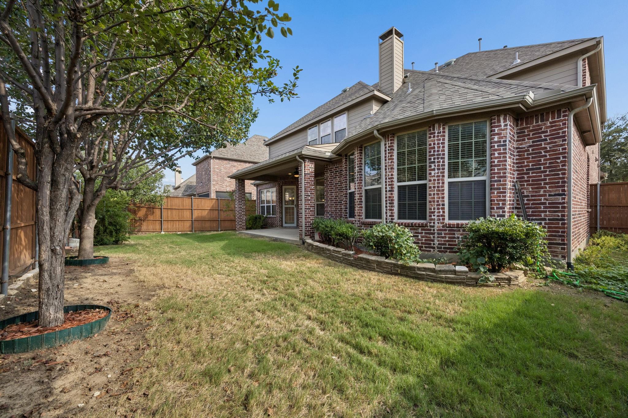 main property photo 38