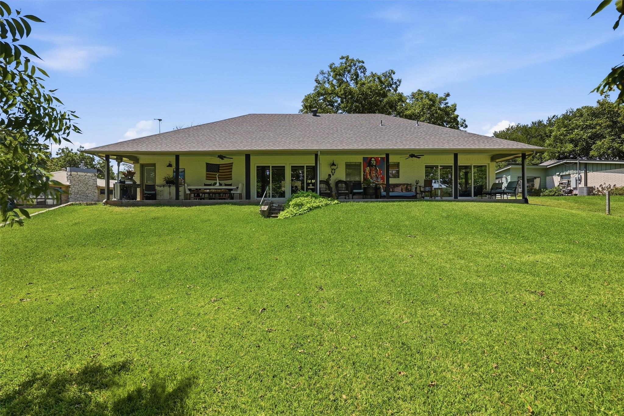 main property photo 23
