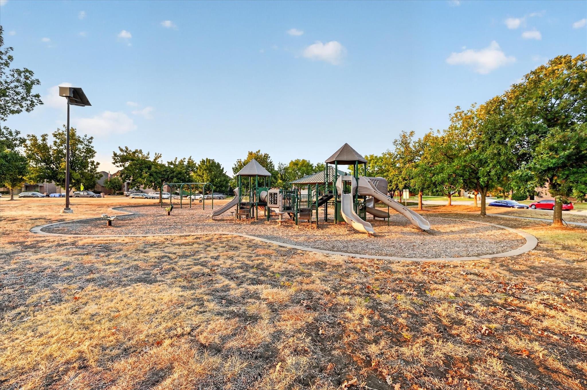 main property photo 39