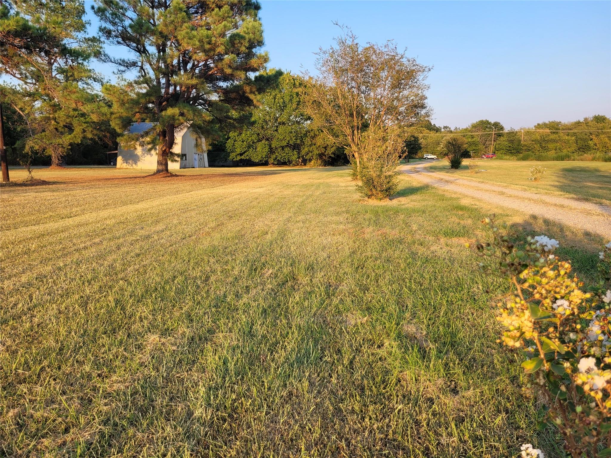 main property photo 8