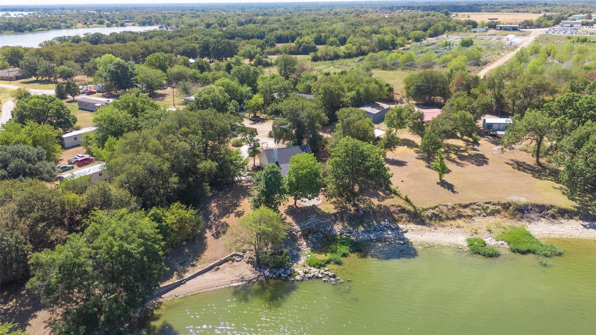 main property photo 24