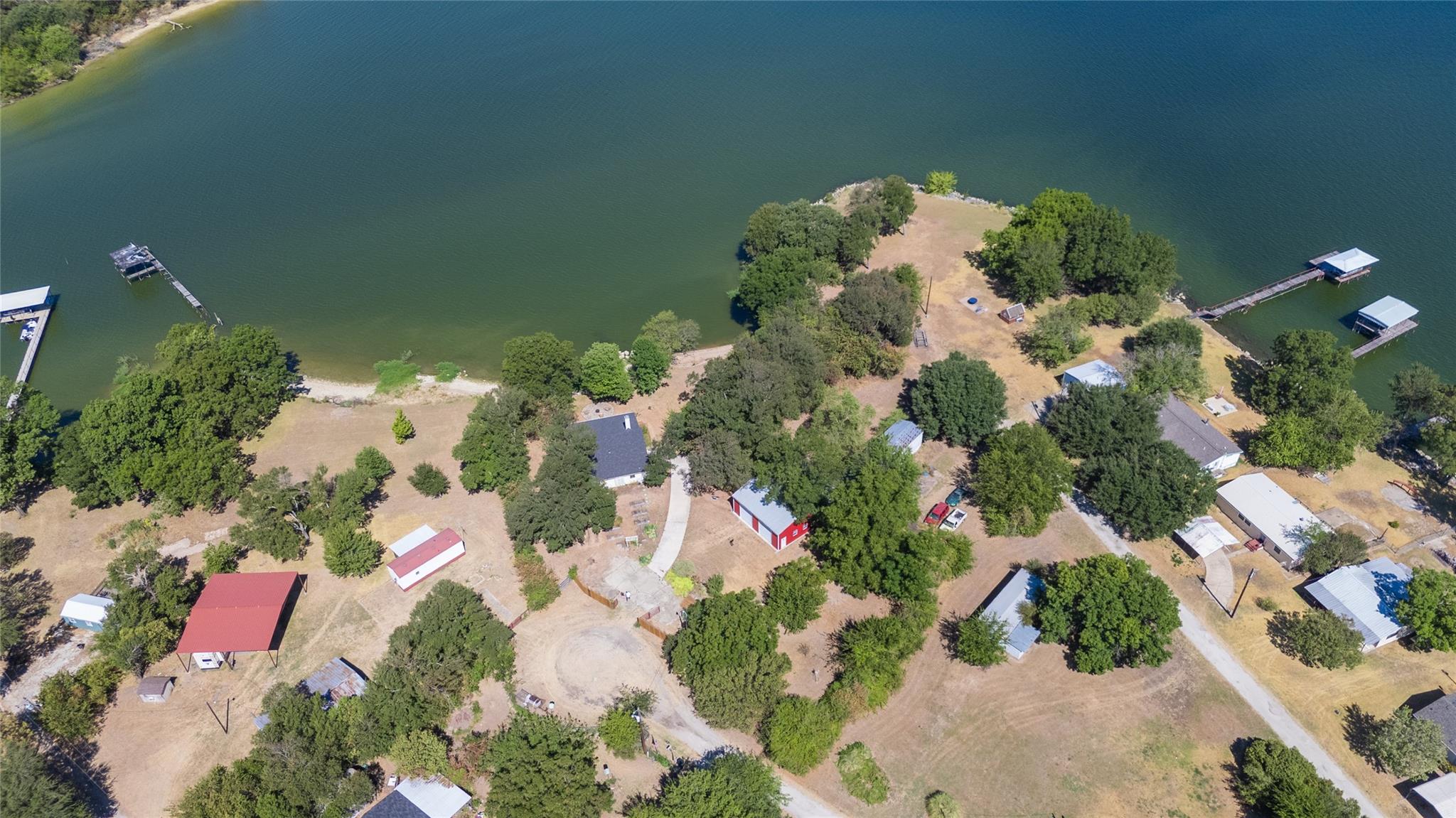main property photo 25