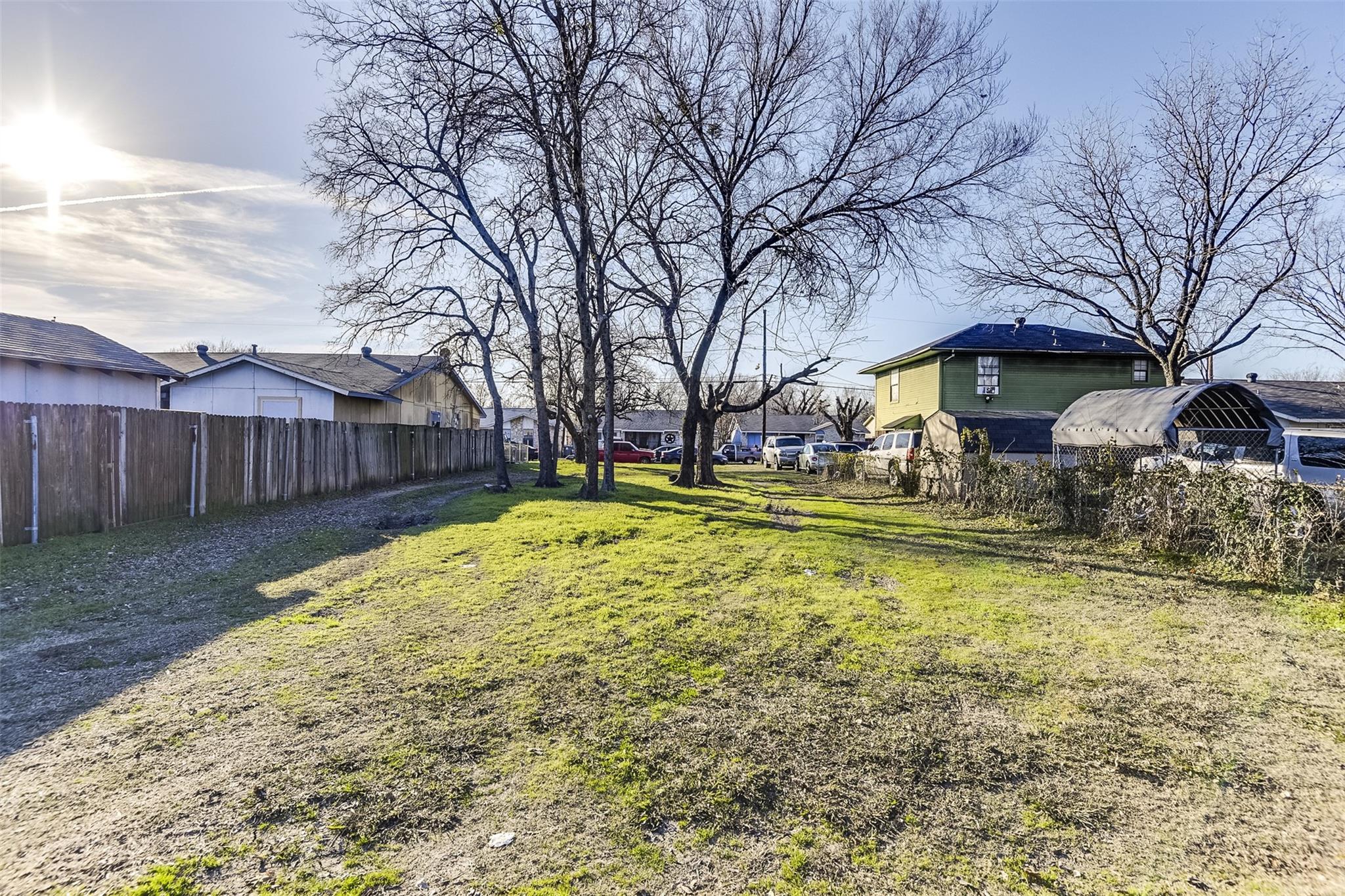 main property photo 8