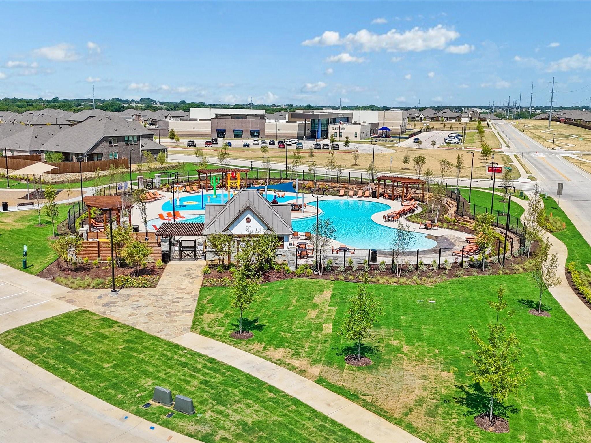 main property photo 4