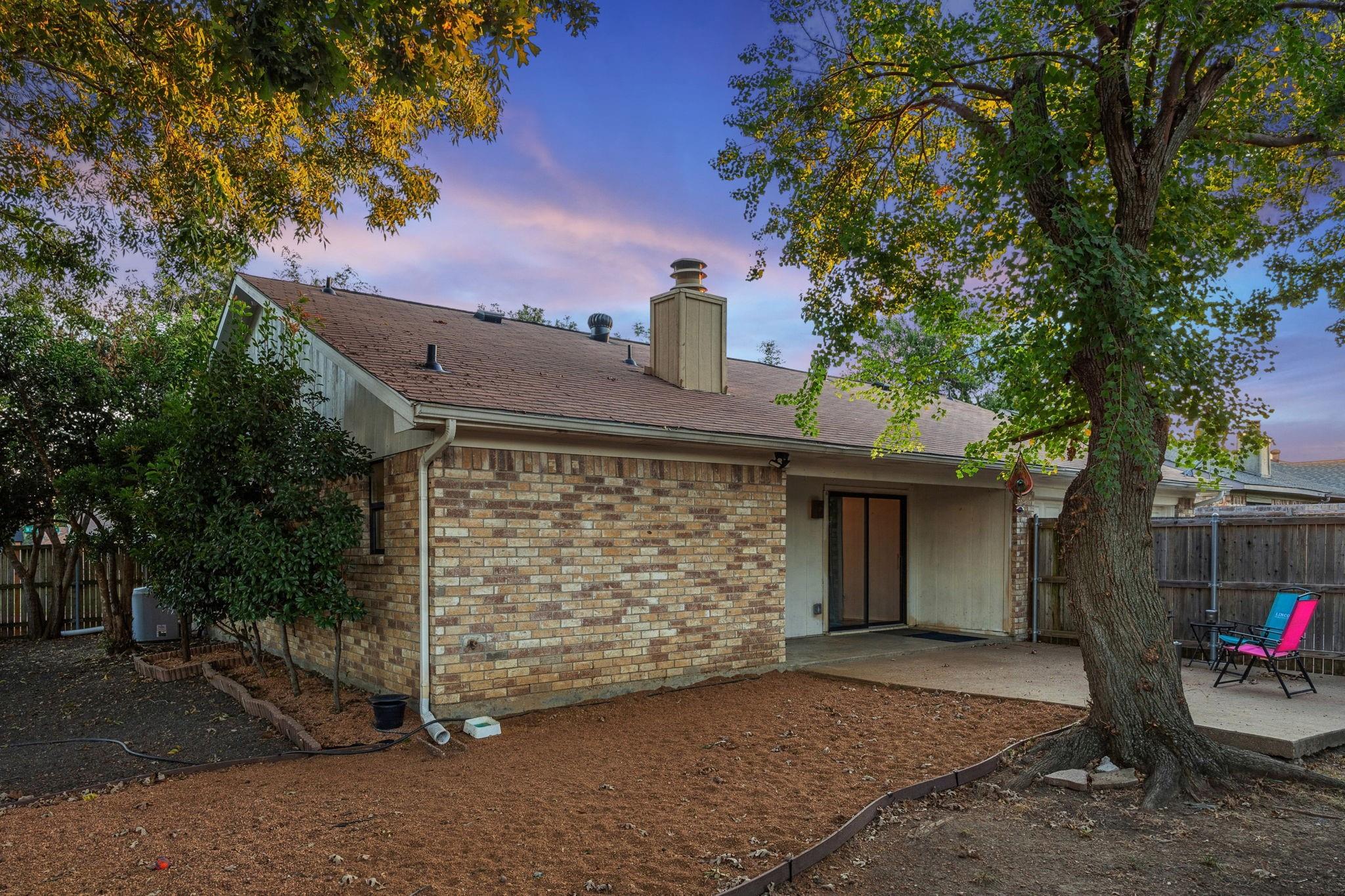 main property photo 23