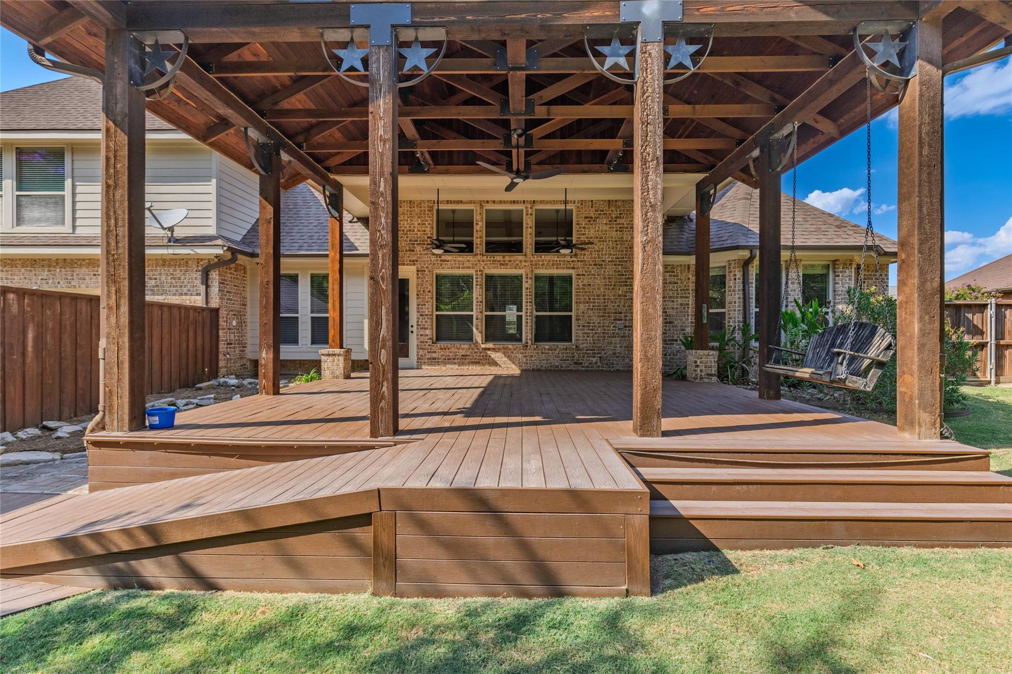 main property photo 17