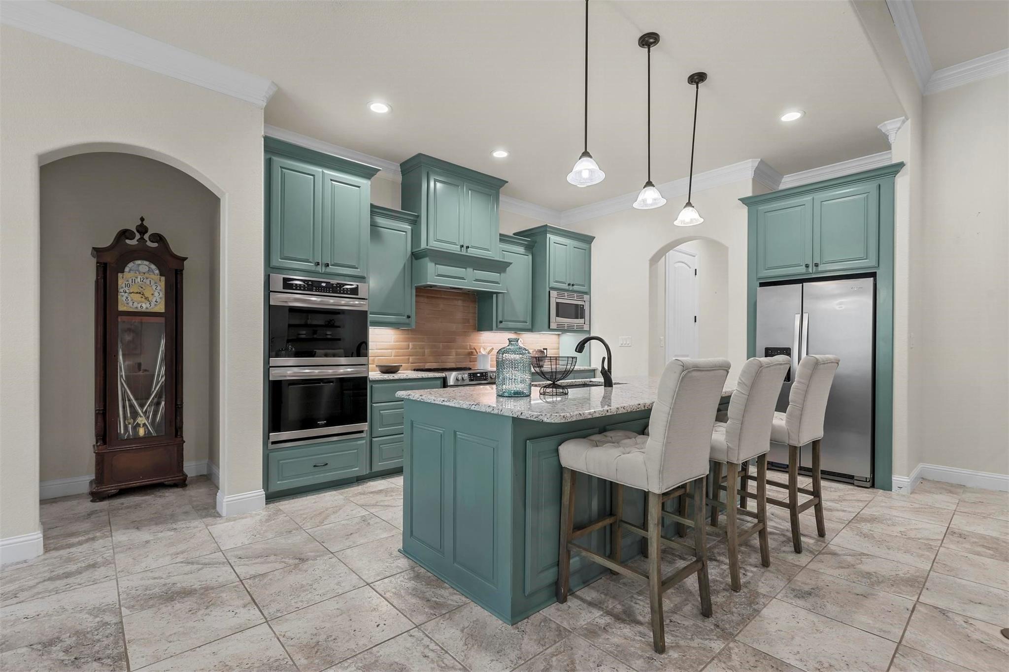 main property photo 2
