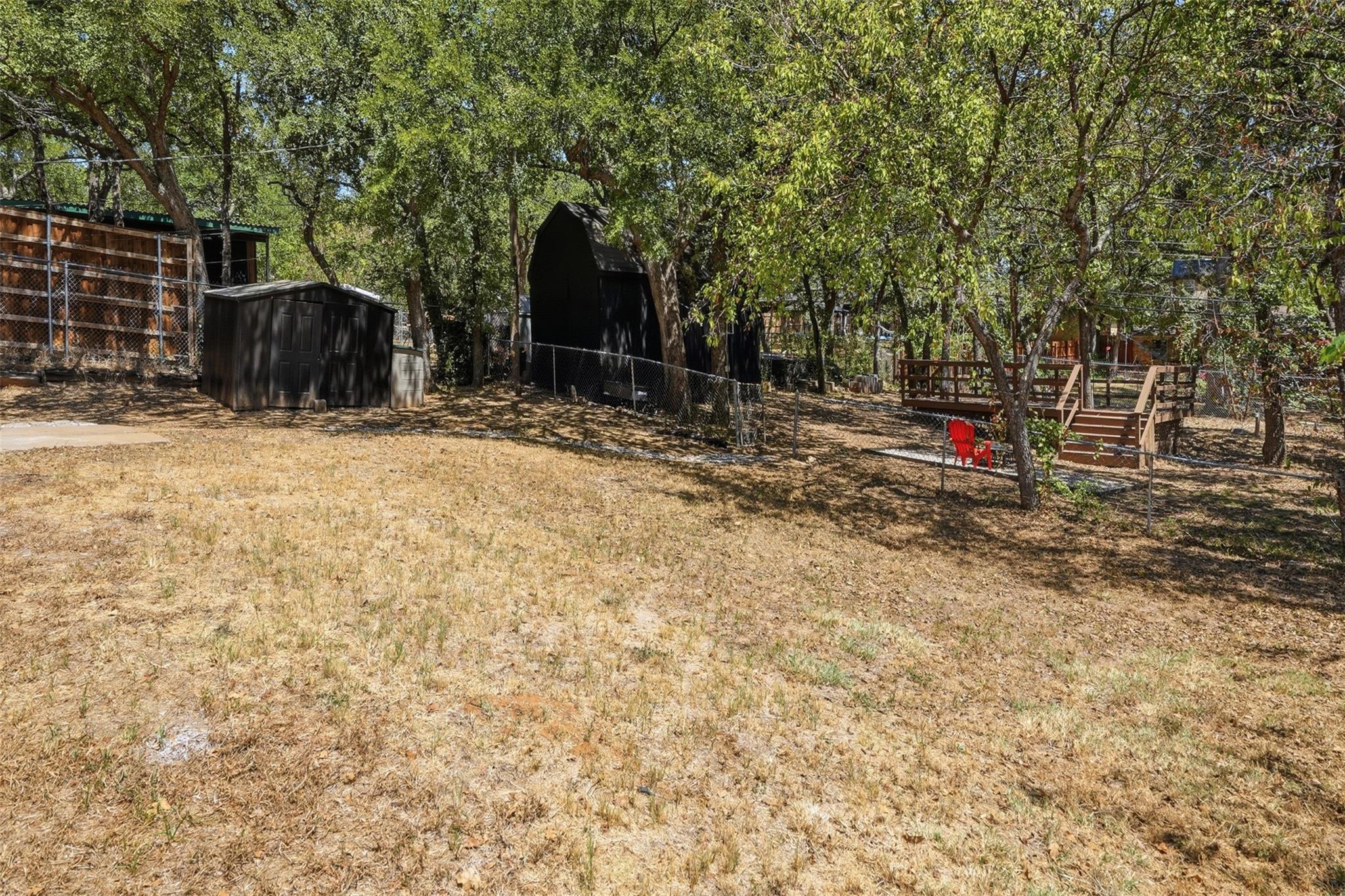 main property photo 26