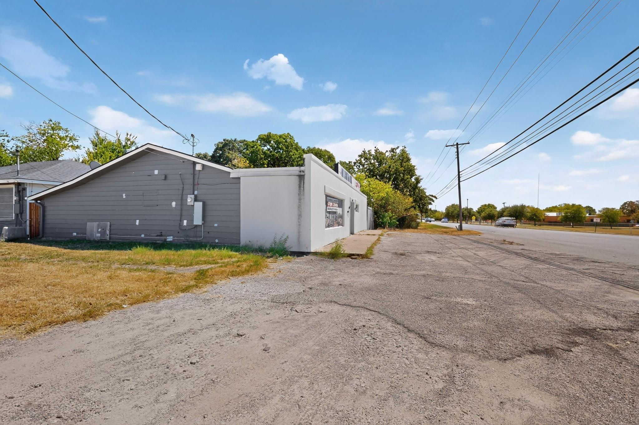 main property photo 27