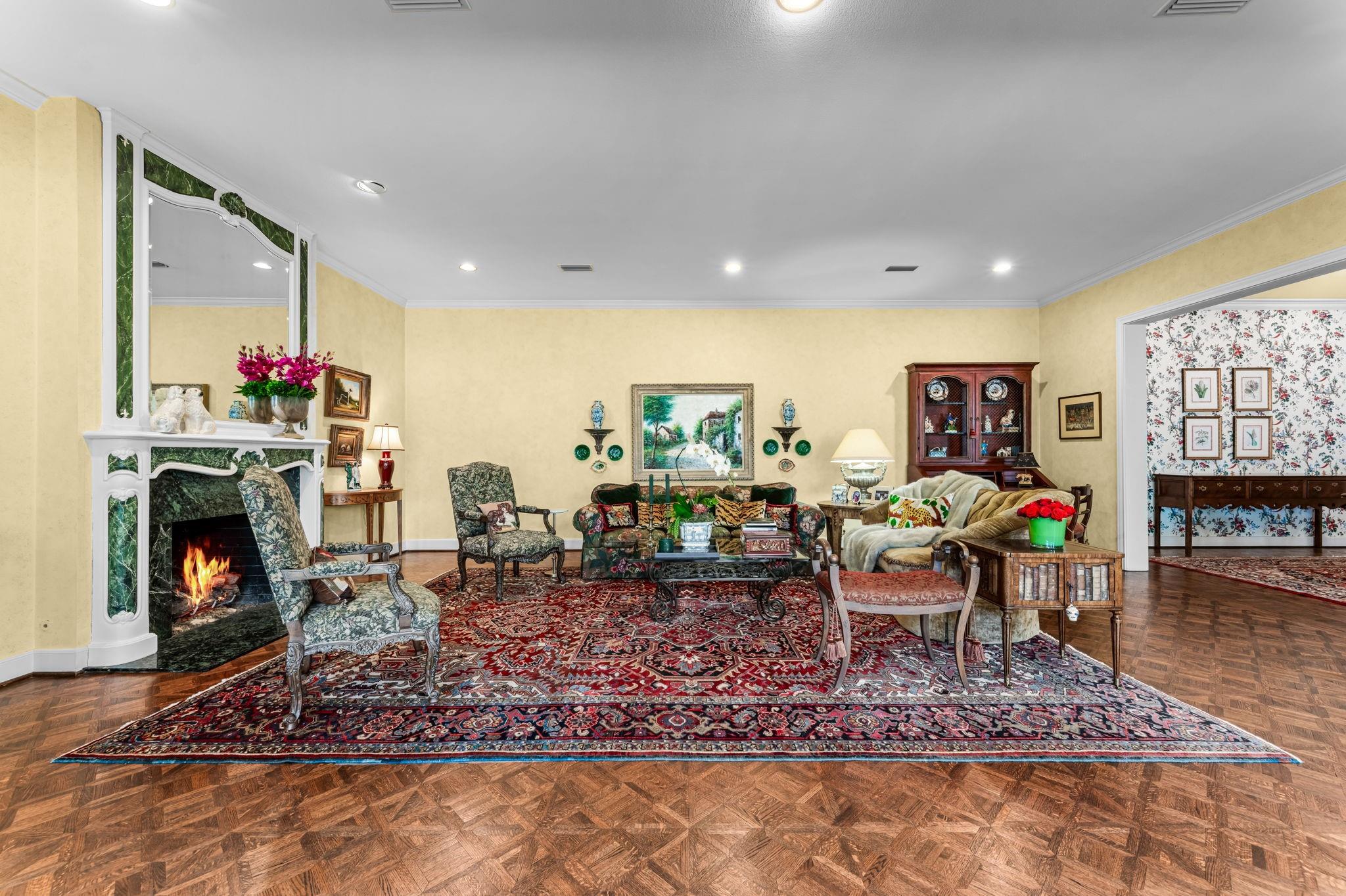 main property photo 16