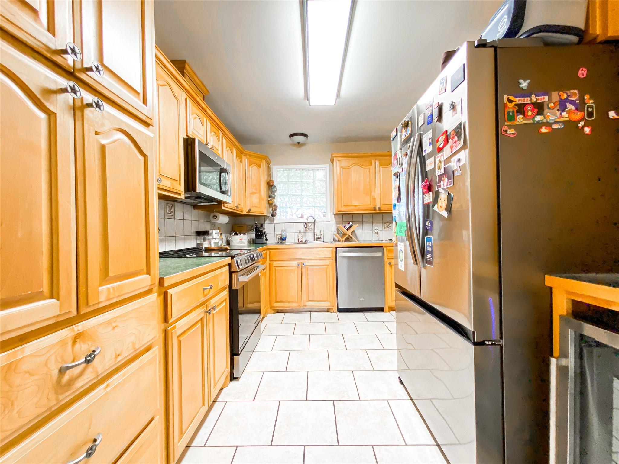 main property photo 10