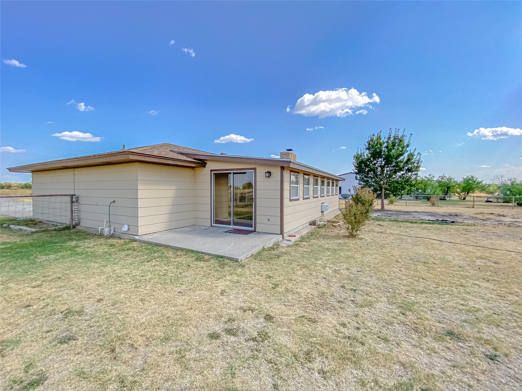 main property photo 39