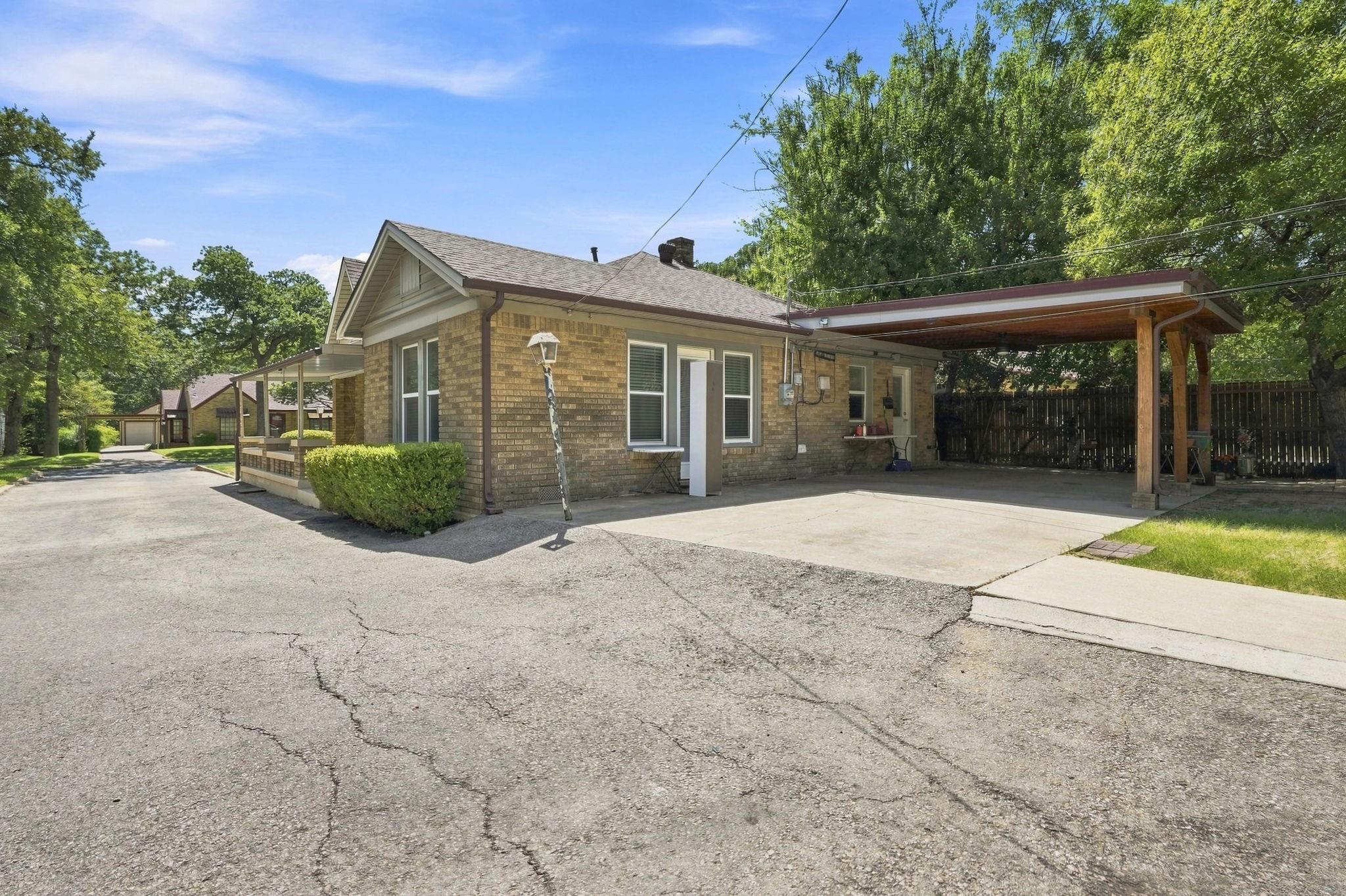 main property photo 24
