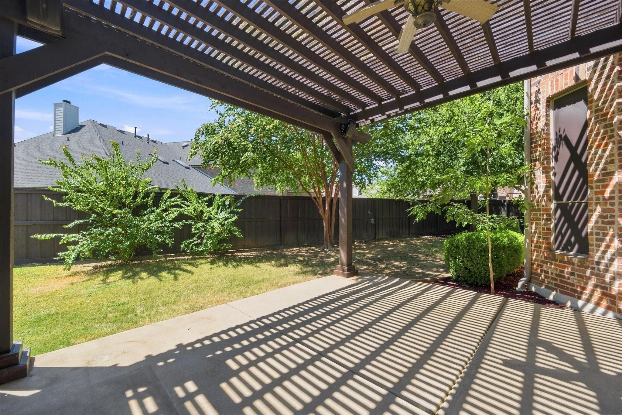 main property photo 36