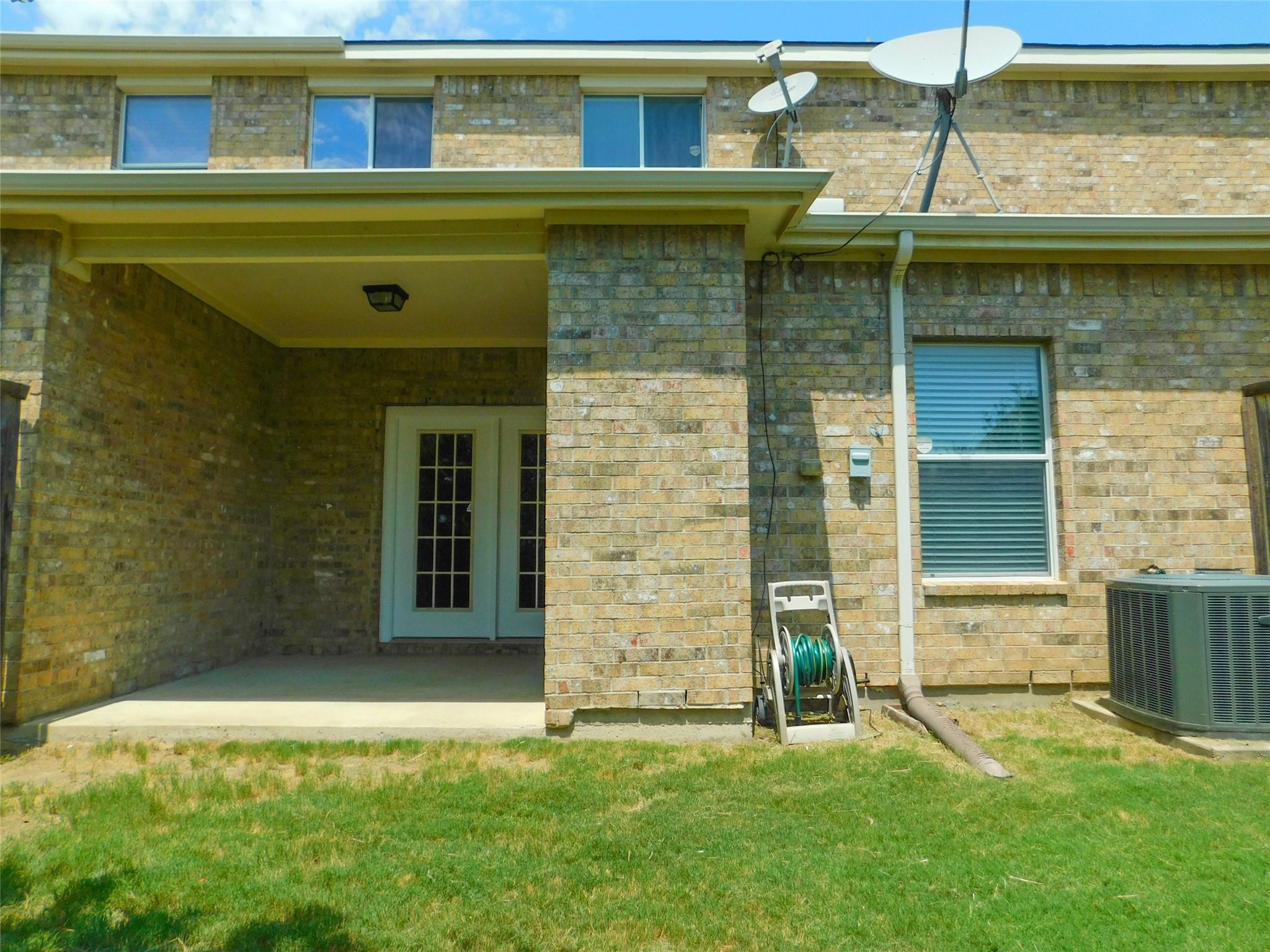 main property photo 29