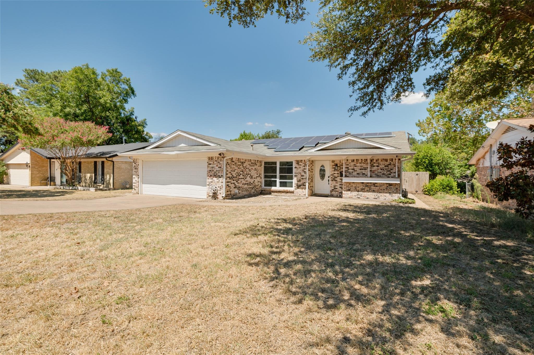 main property photo 24