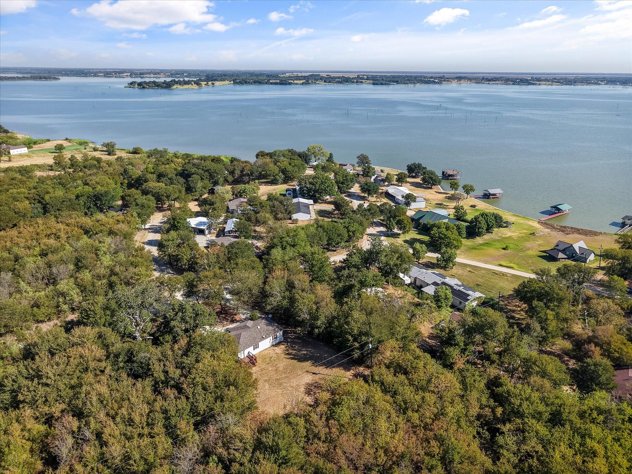 main property photo 33