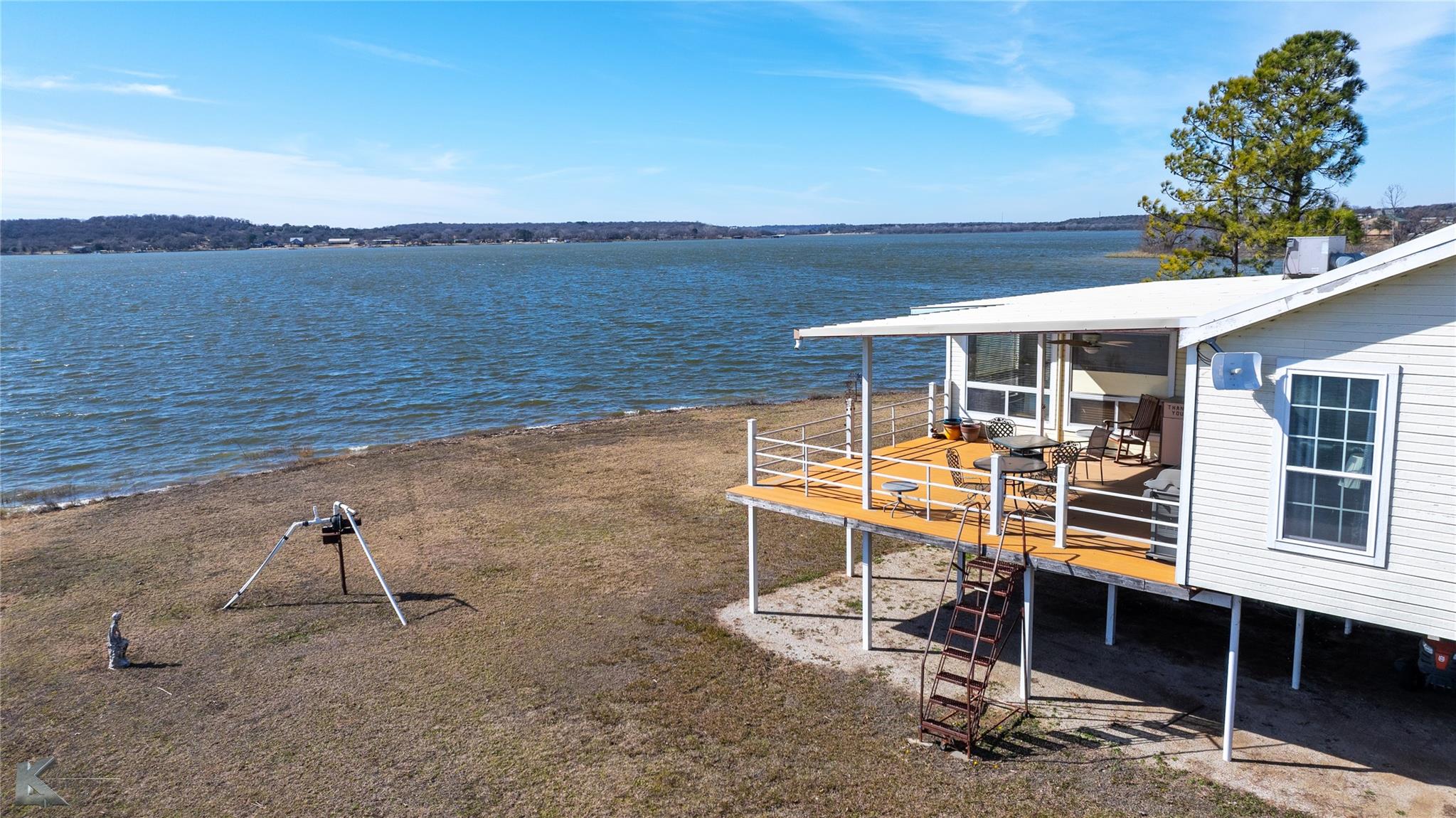 main property photo 26