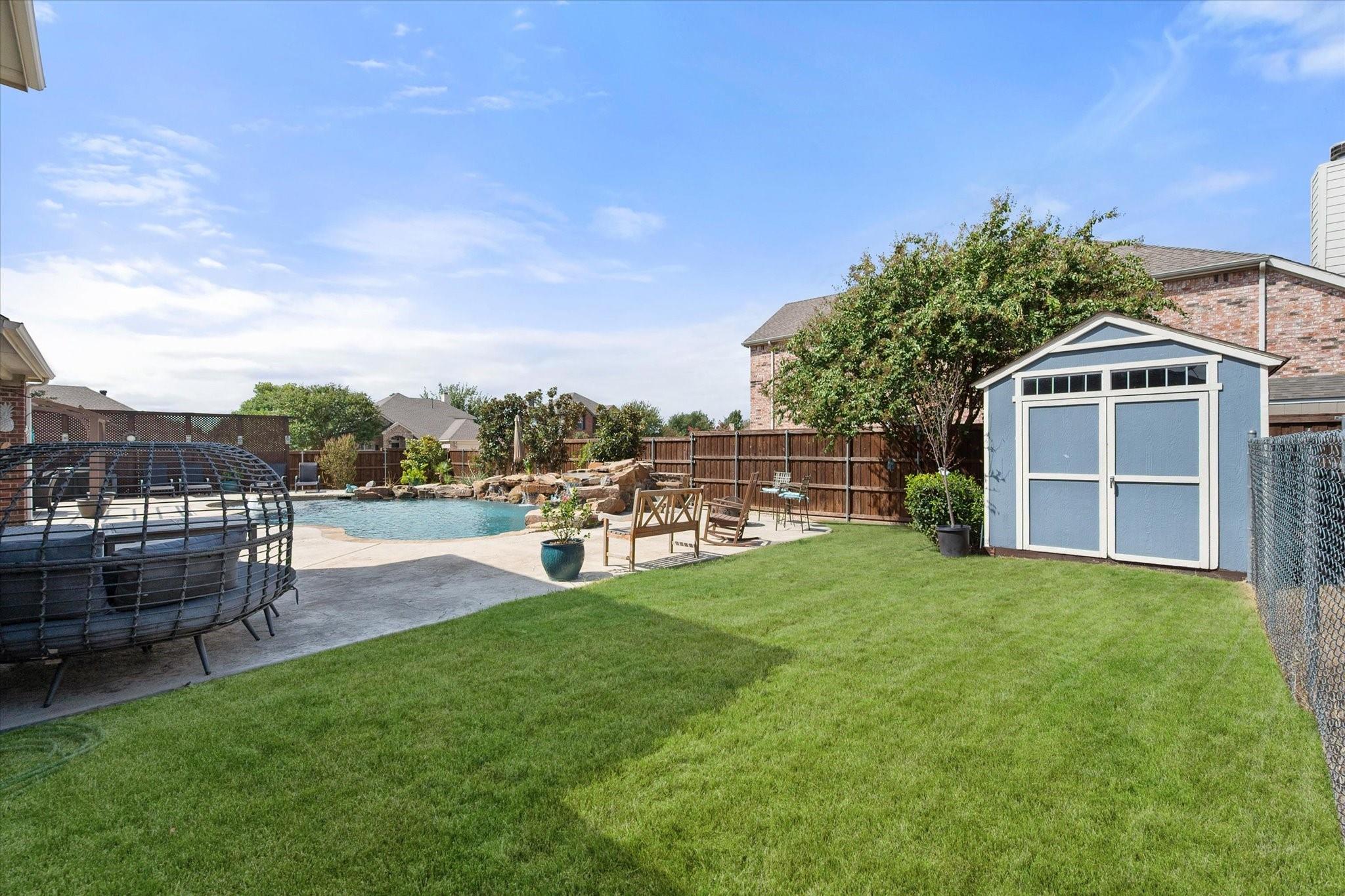 main property photo 38