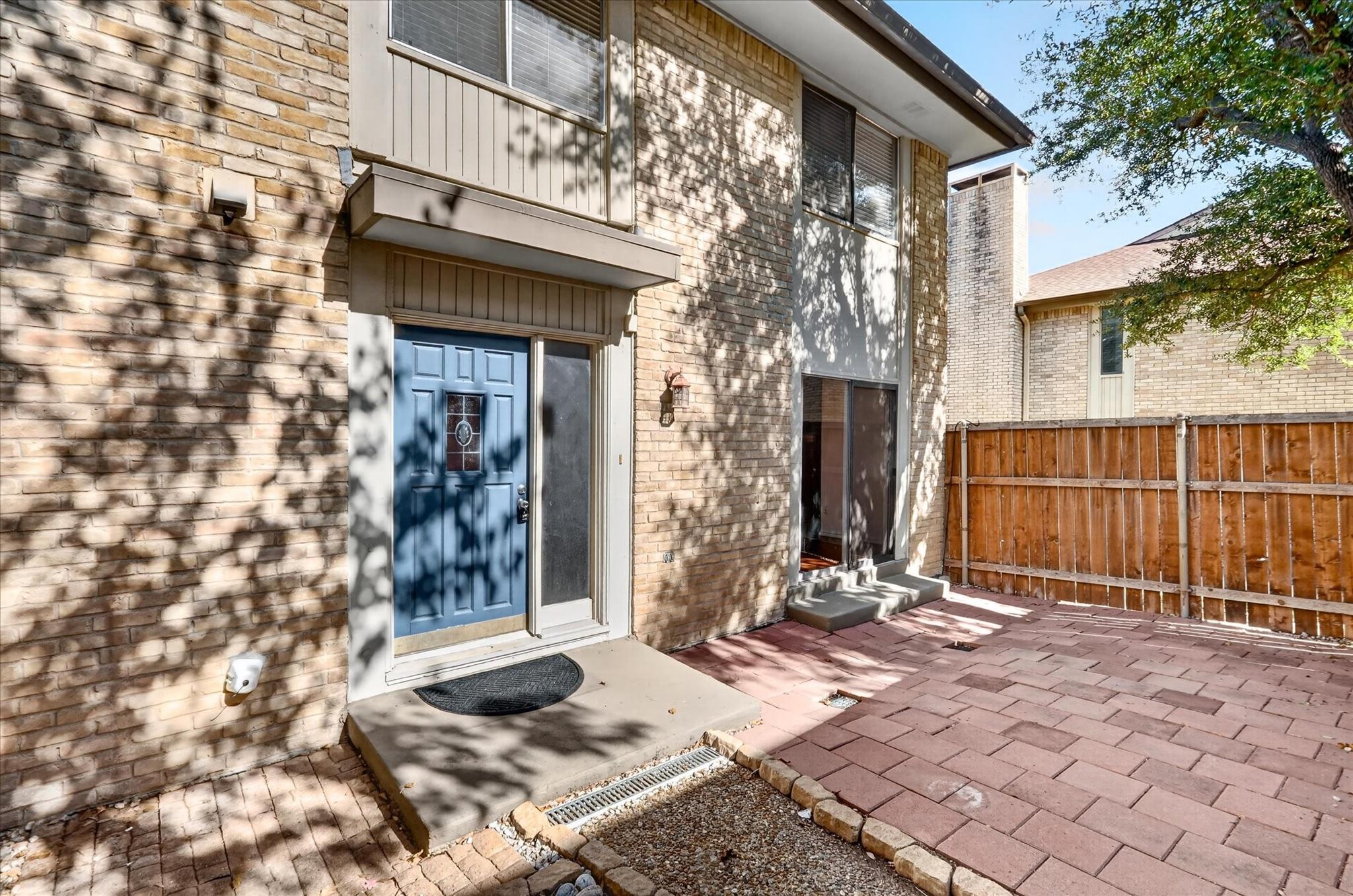 main property photo 11