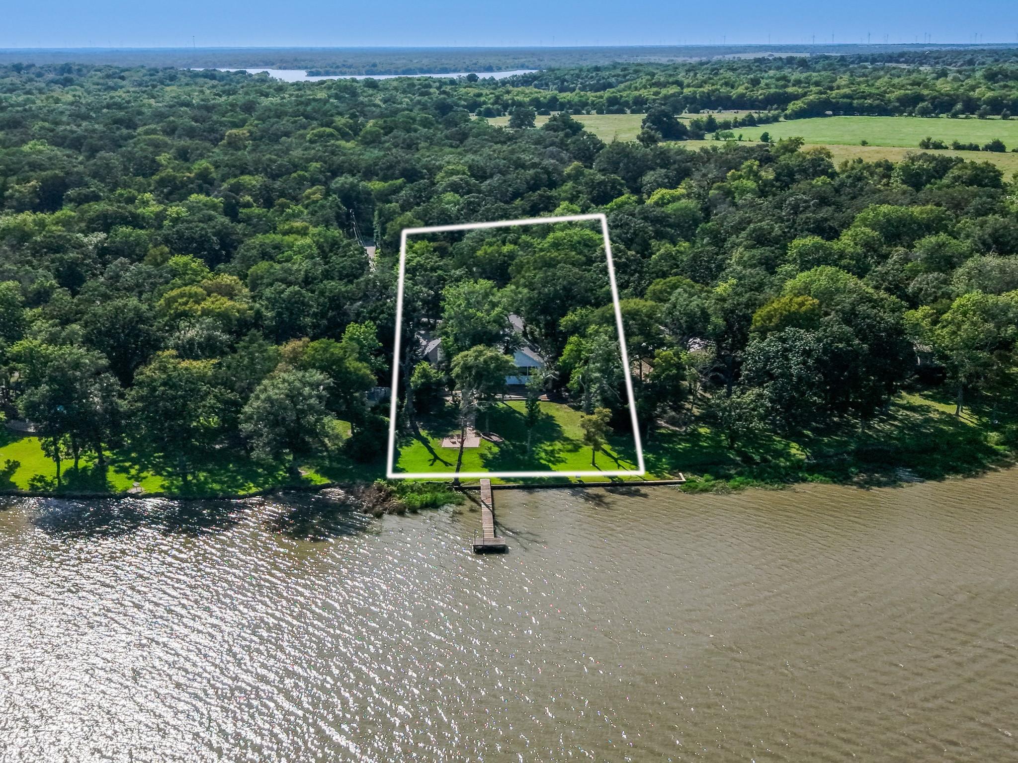 main property photo 22
