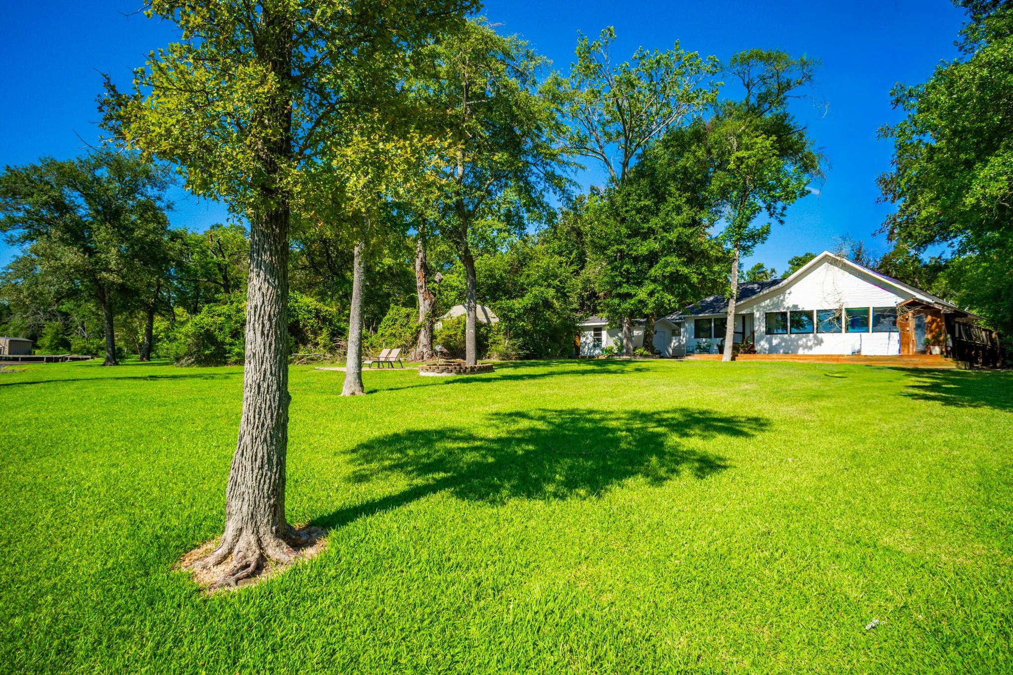 main property photo 38