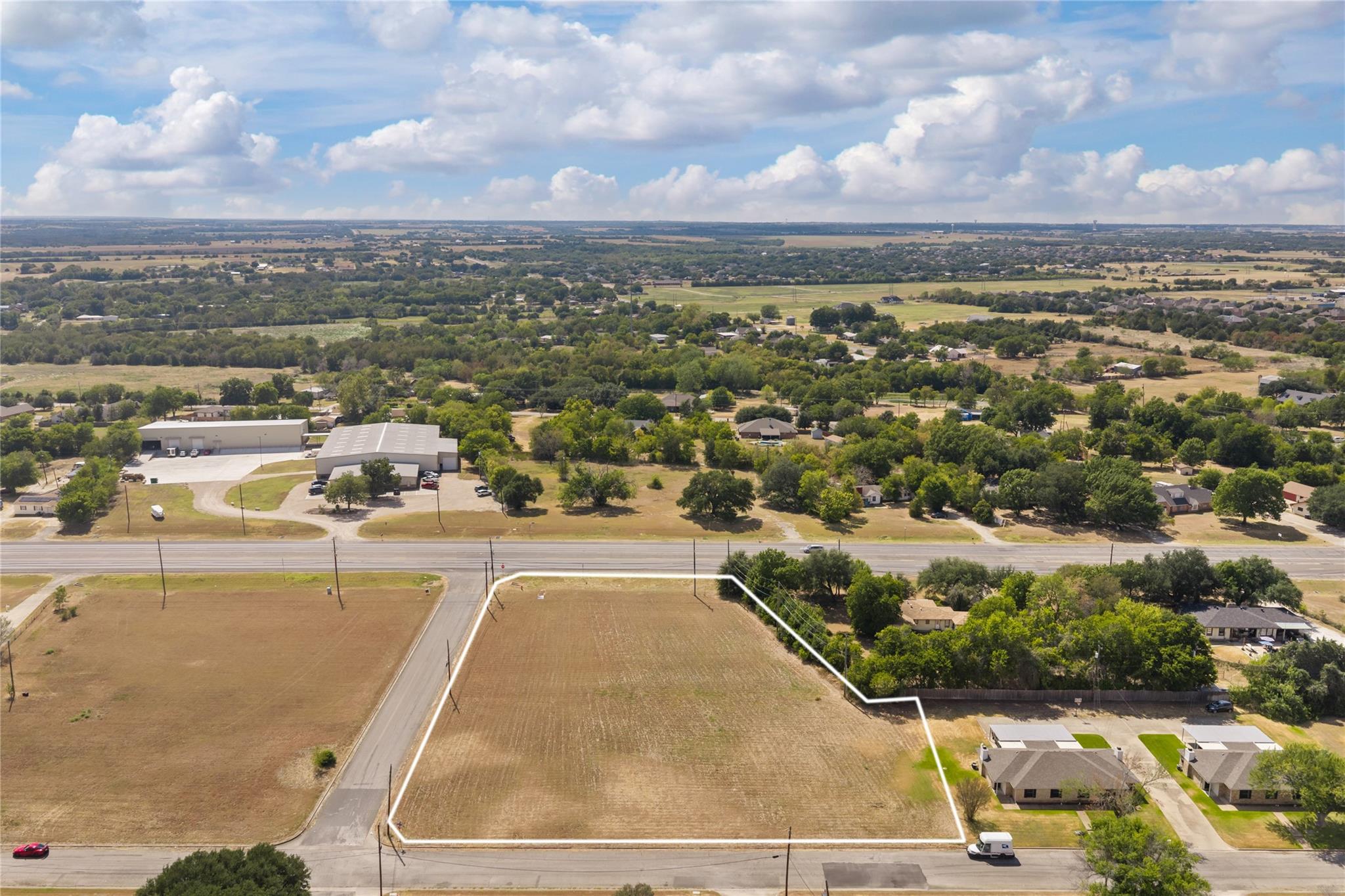 main property photo 13