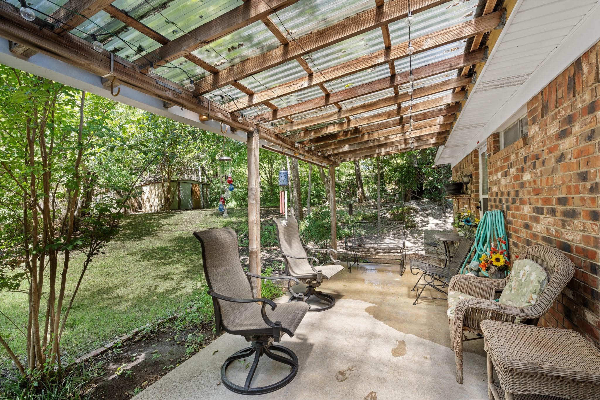 main property photo 18