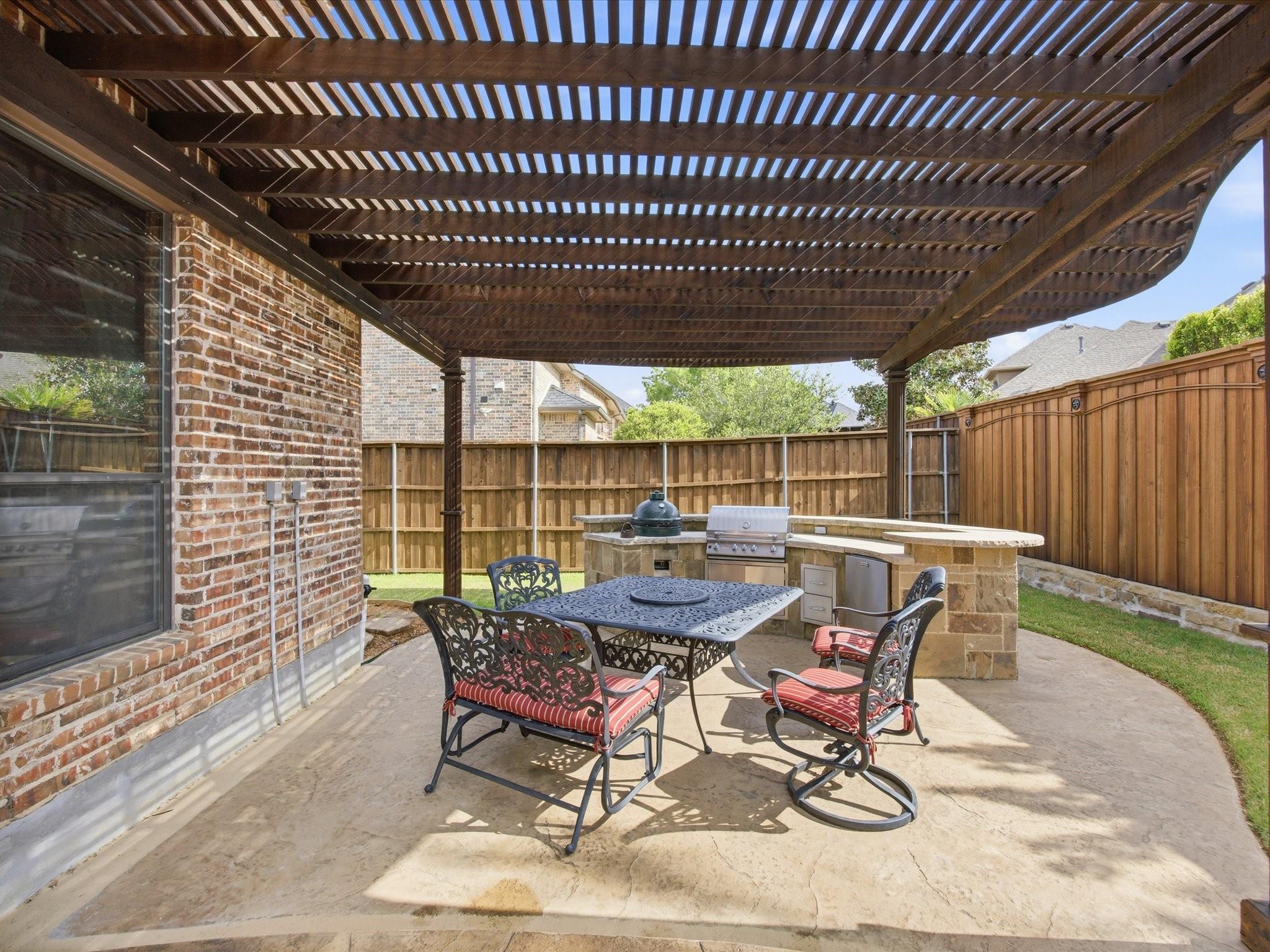 main property photo 35