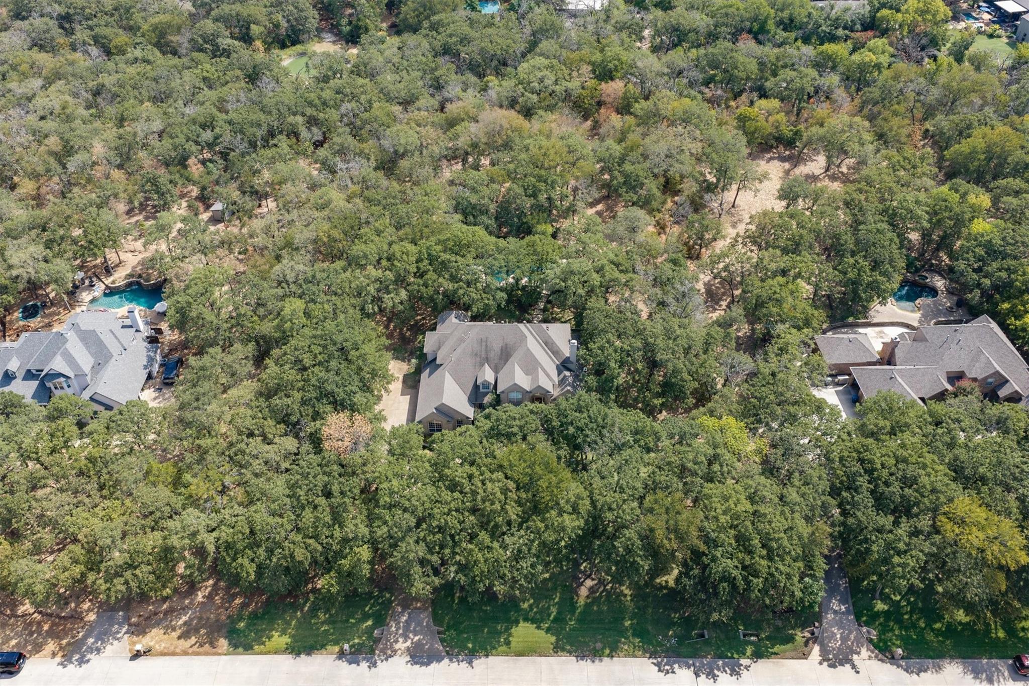 main property photo 37