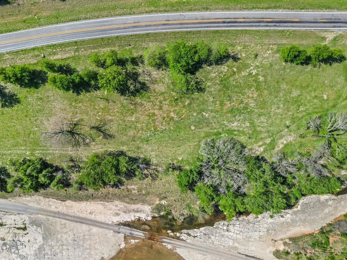 main property photo 16