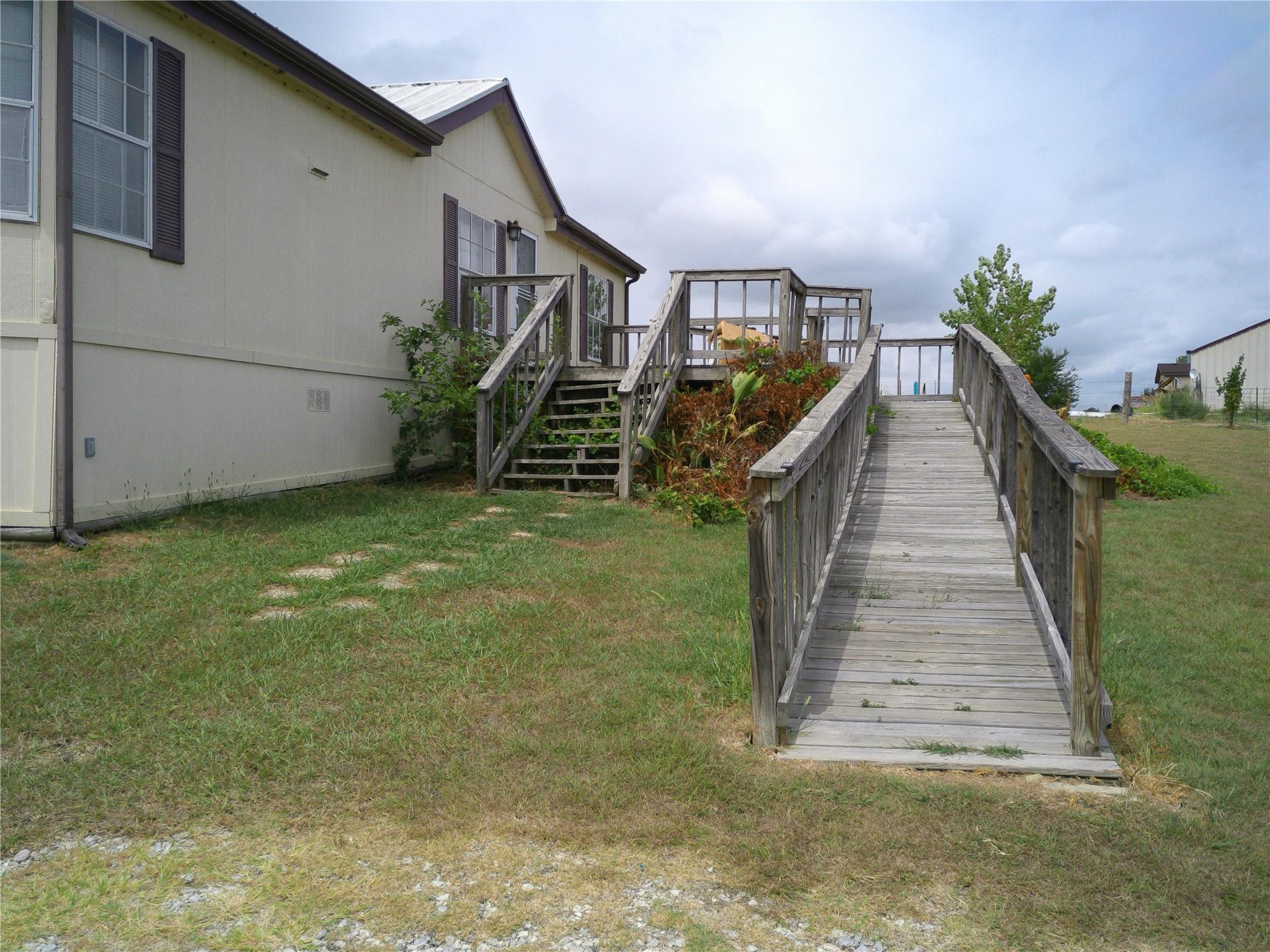 main property photo 4