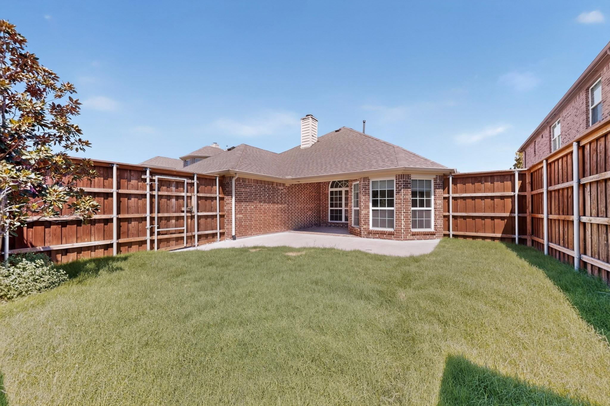 main property photo 37