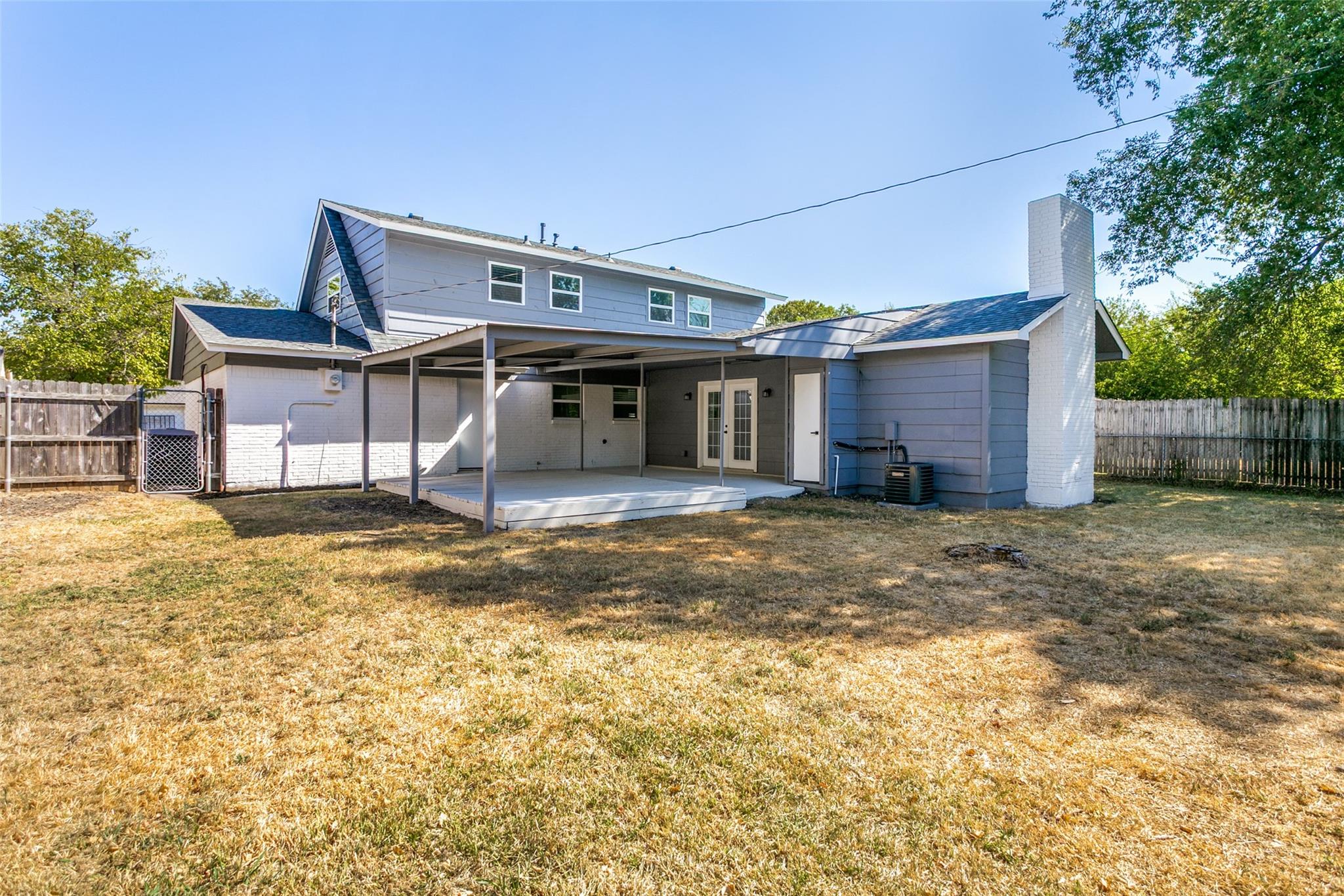 main property photo 24