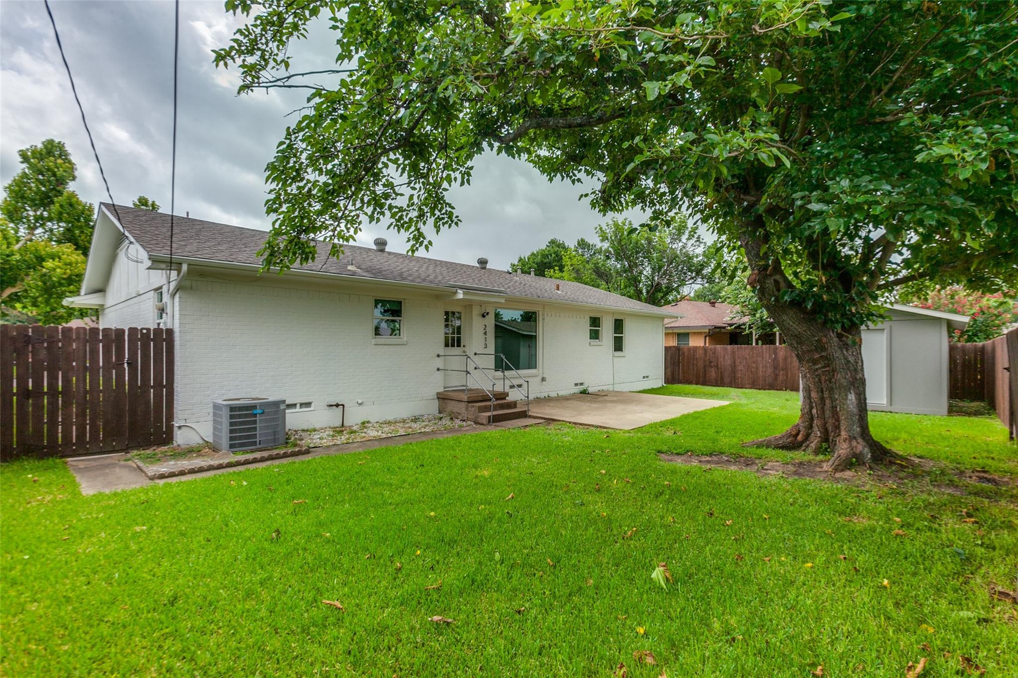 main property photo 23