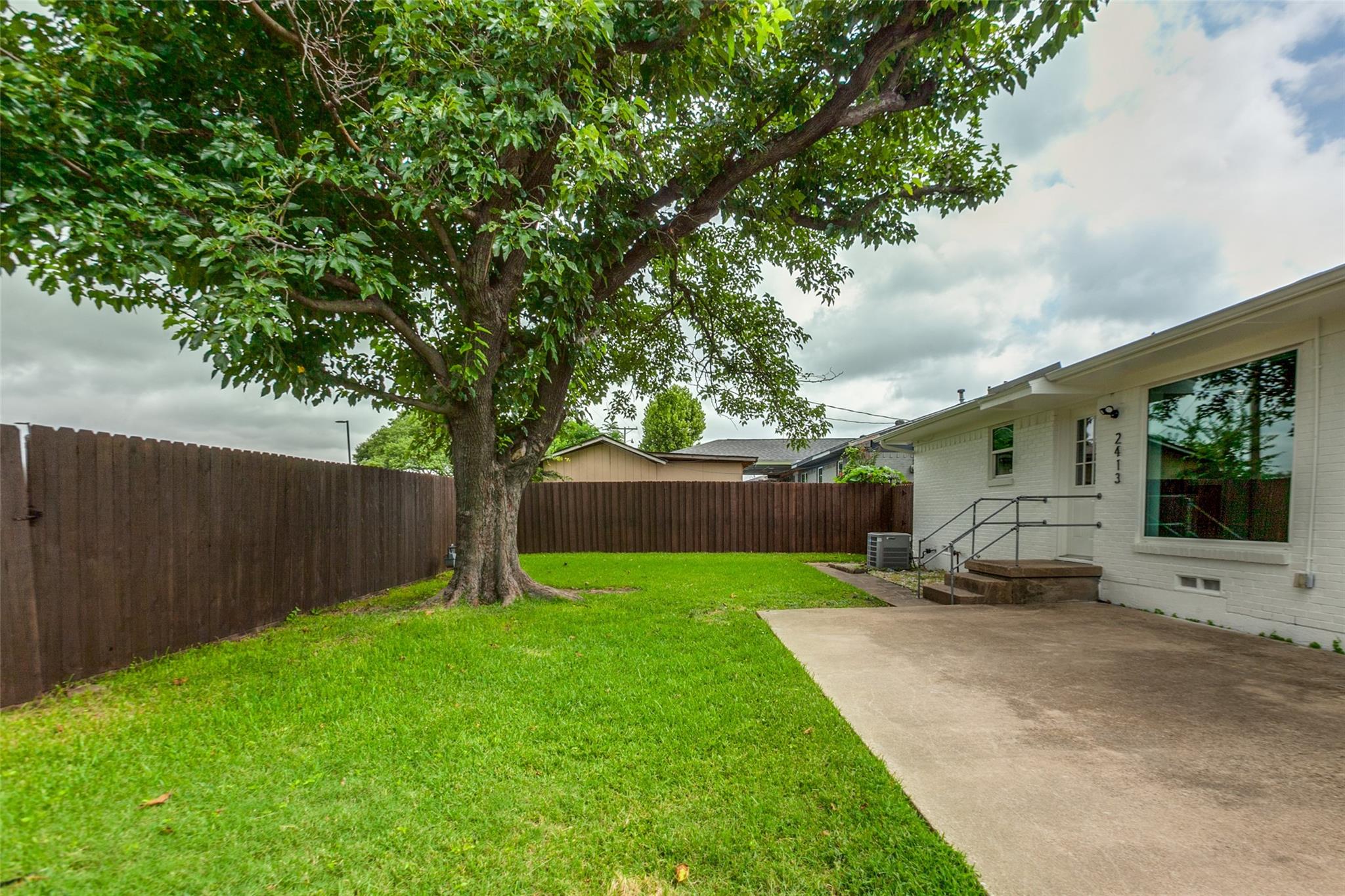 main property photo 24