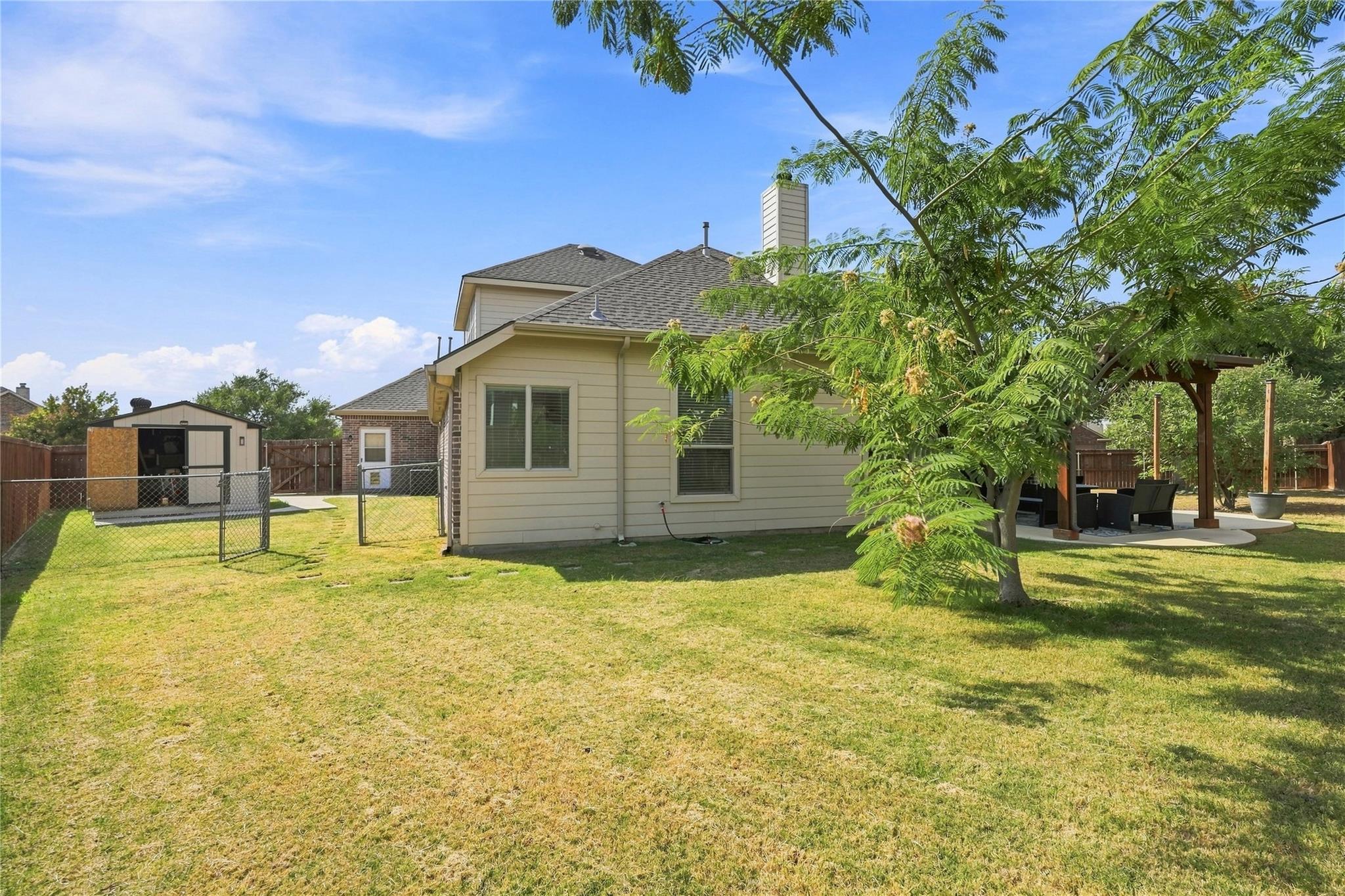 main property photo 31
